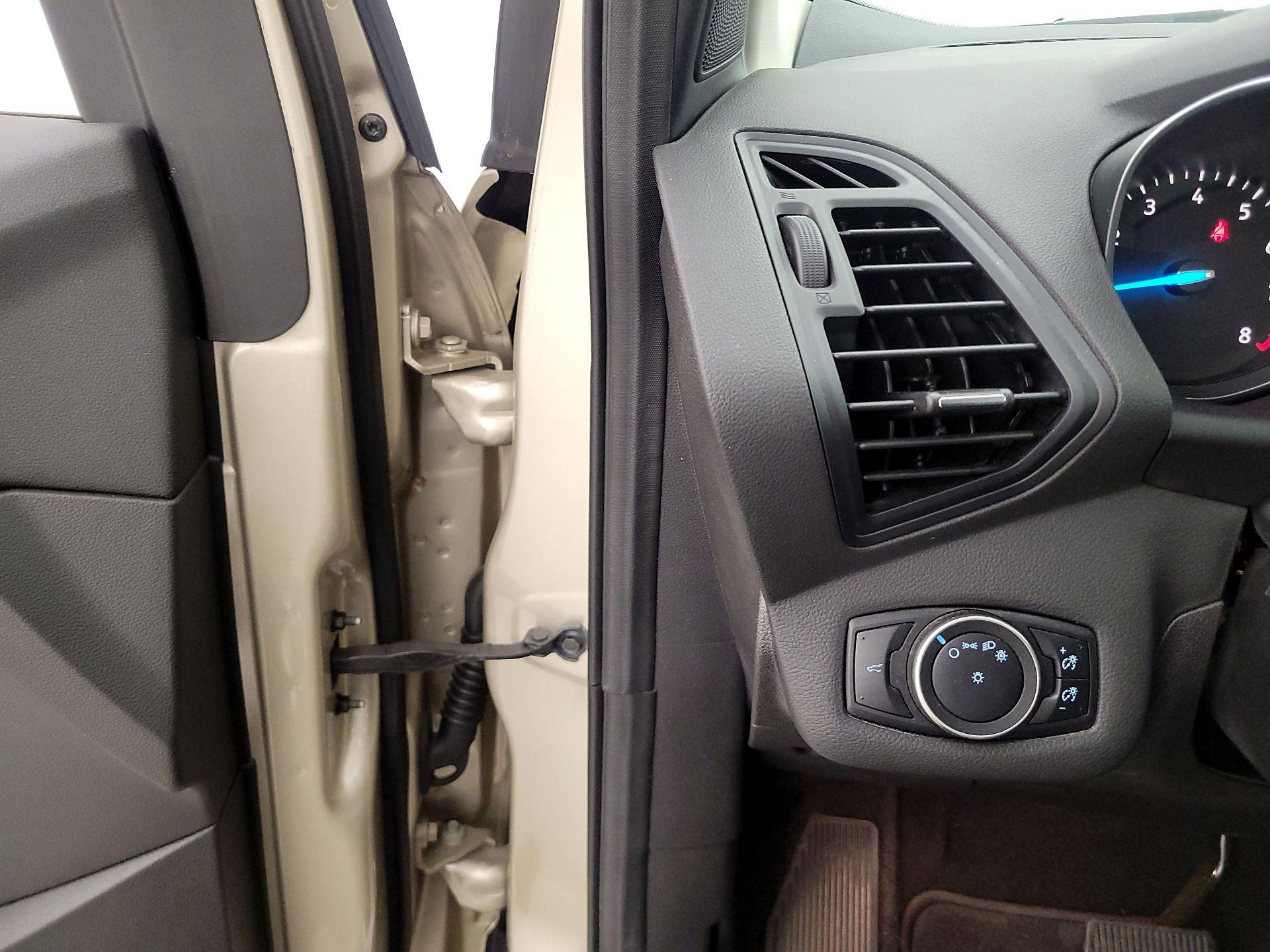 Thumbnail: 2017 Ford Escape - 13