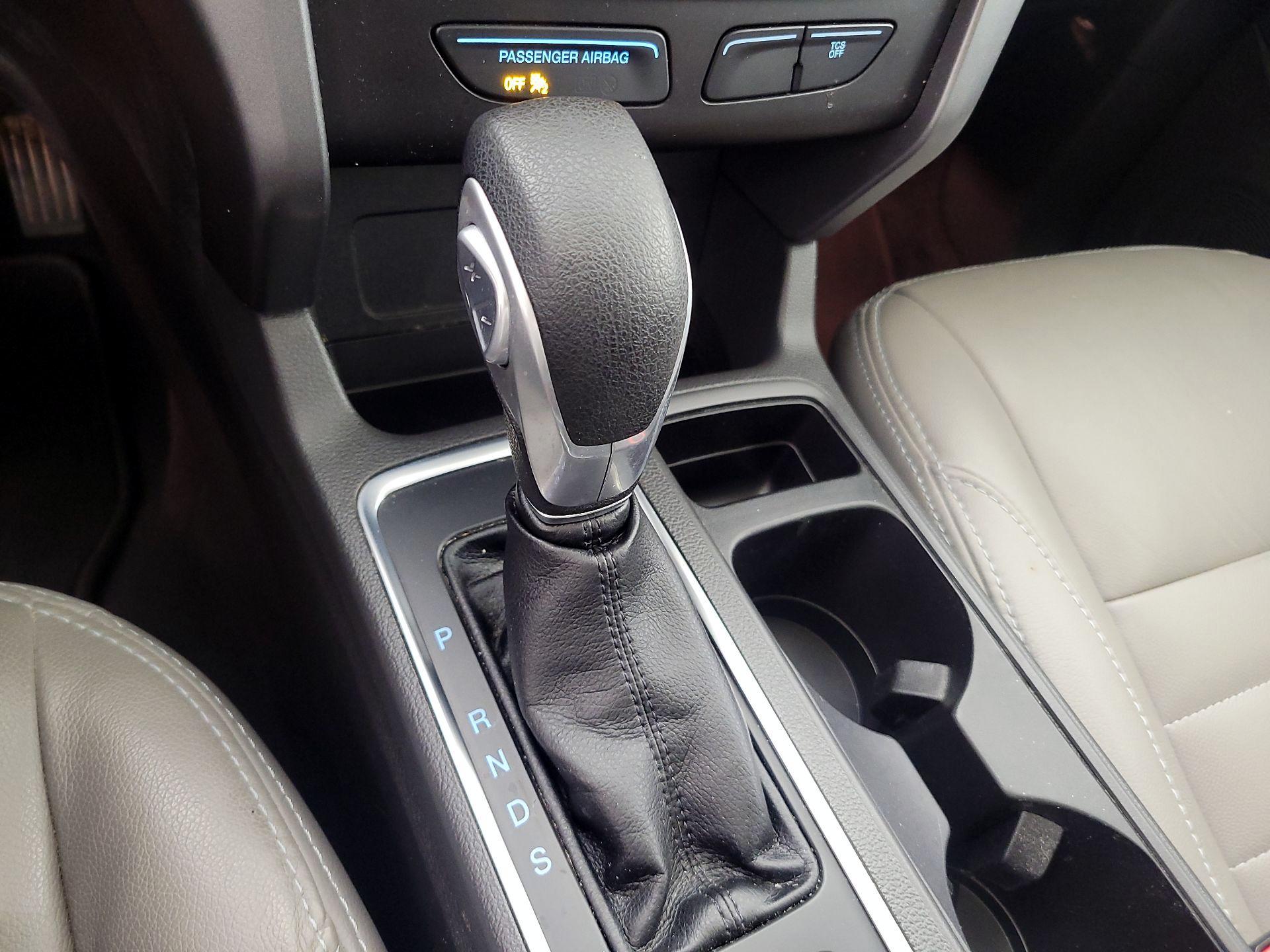 Thumbnail: 2017 Ford Escape - 17