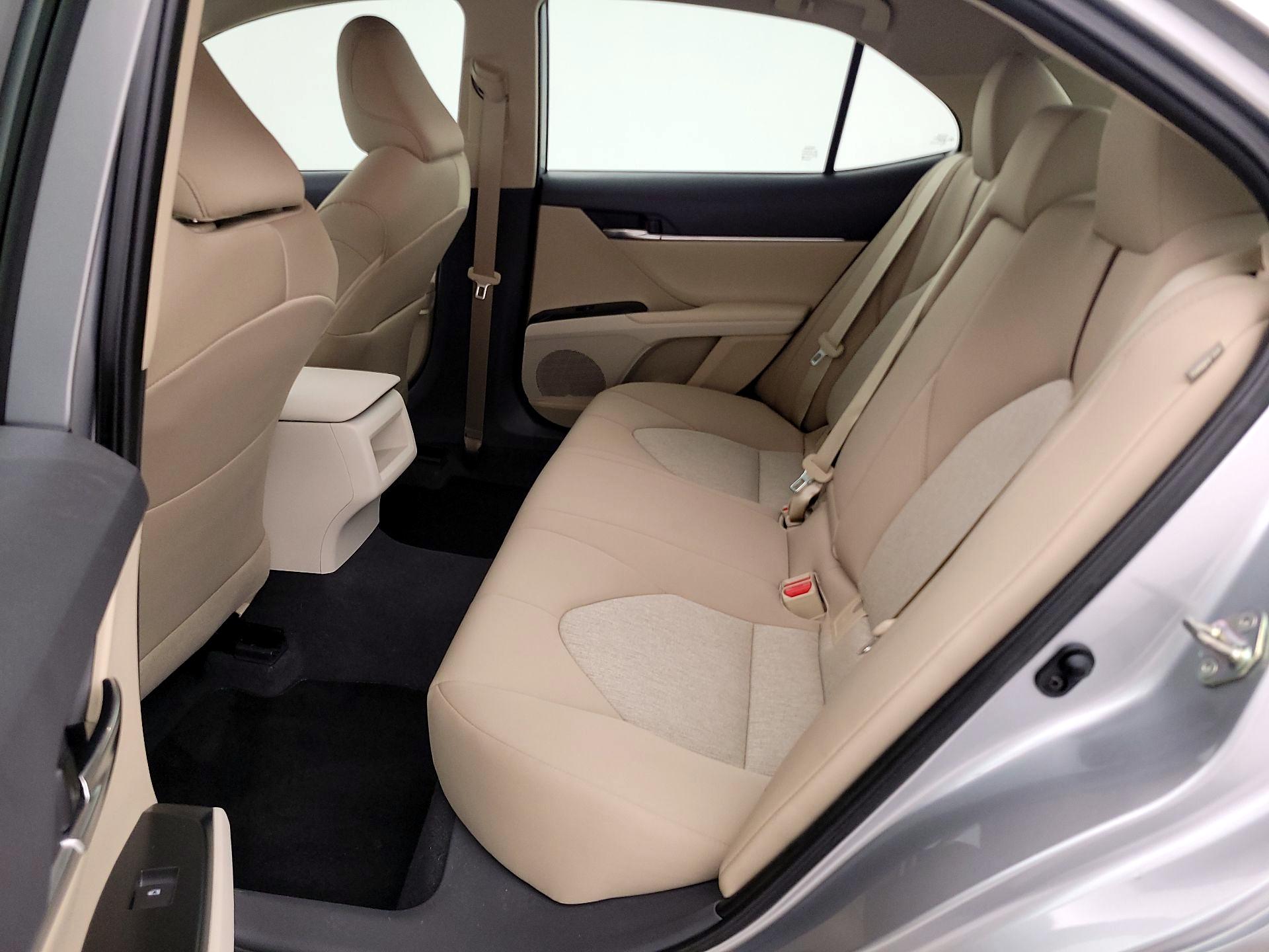 Thumbnail: 2020 Toyota Camry - 19