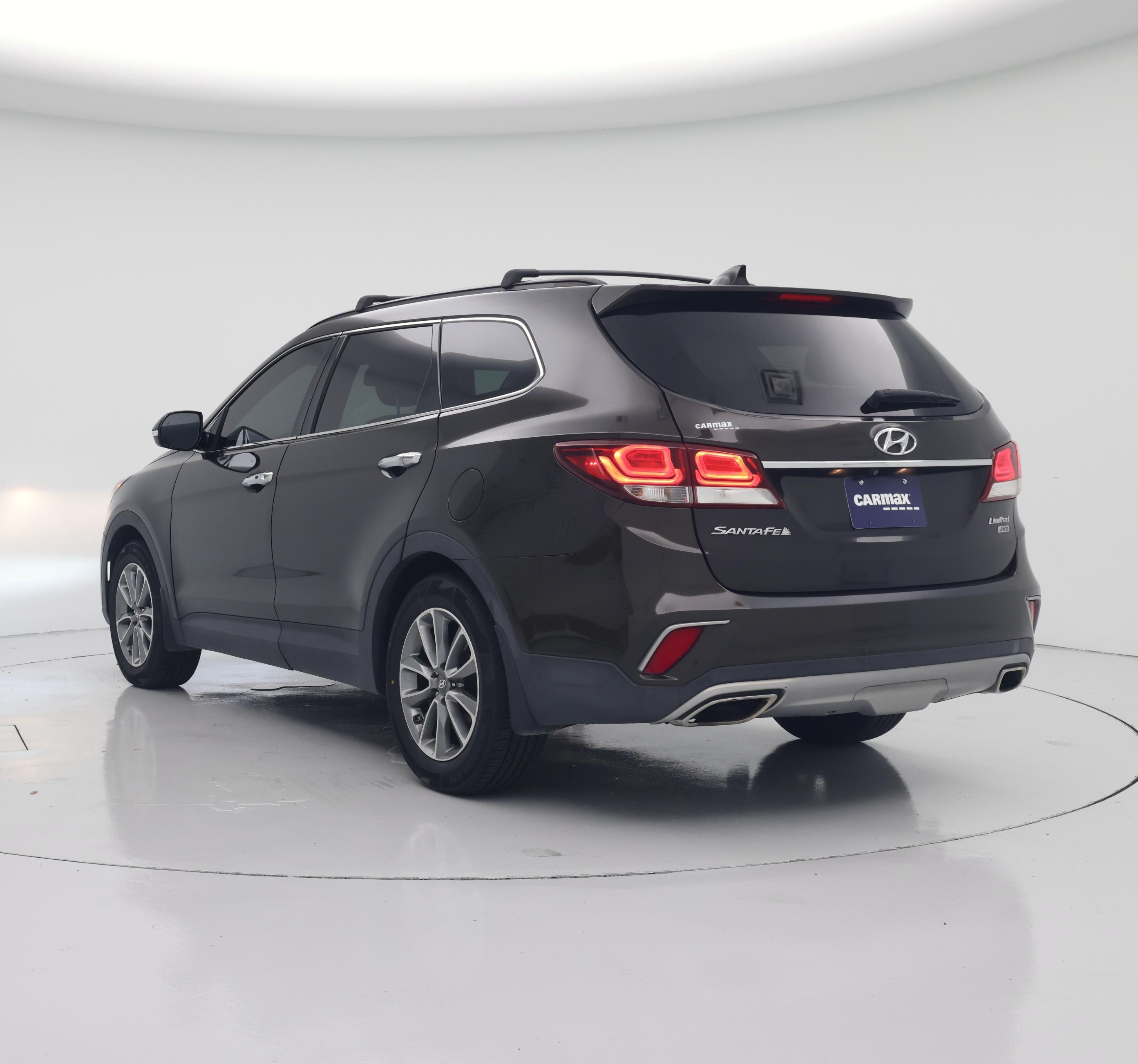 Thumbnail: 2017 Hyundai Santa Fe - 2