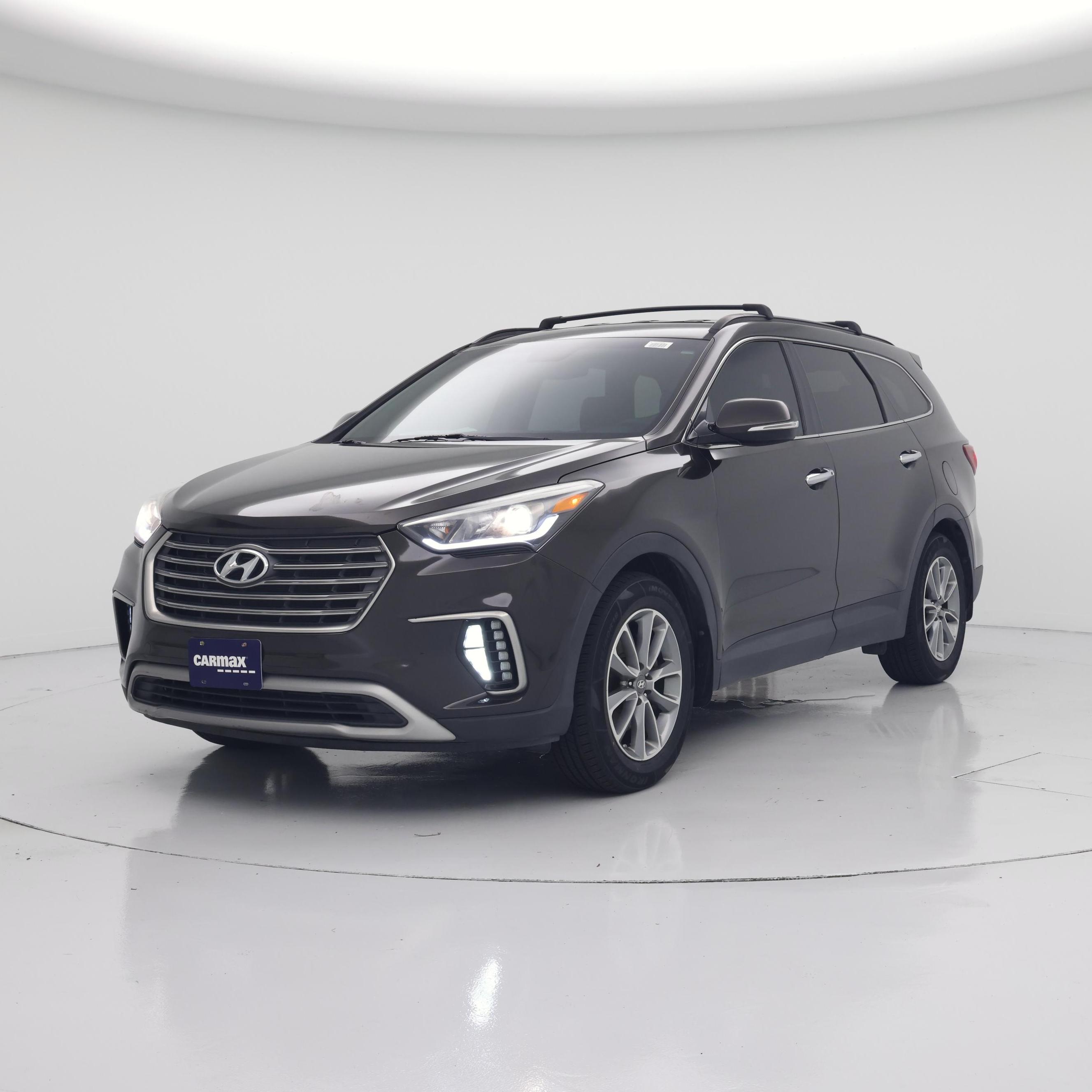 Thumbnail: 2017 Hyundai Santa Fe - 4
