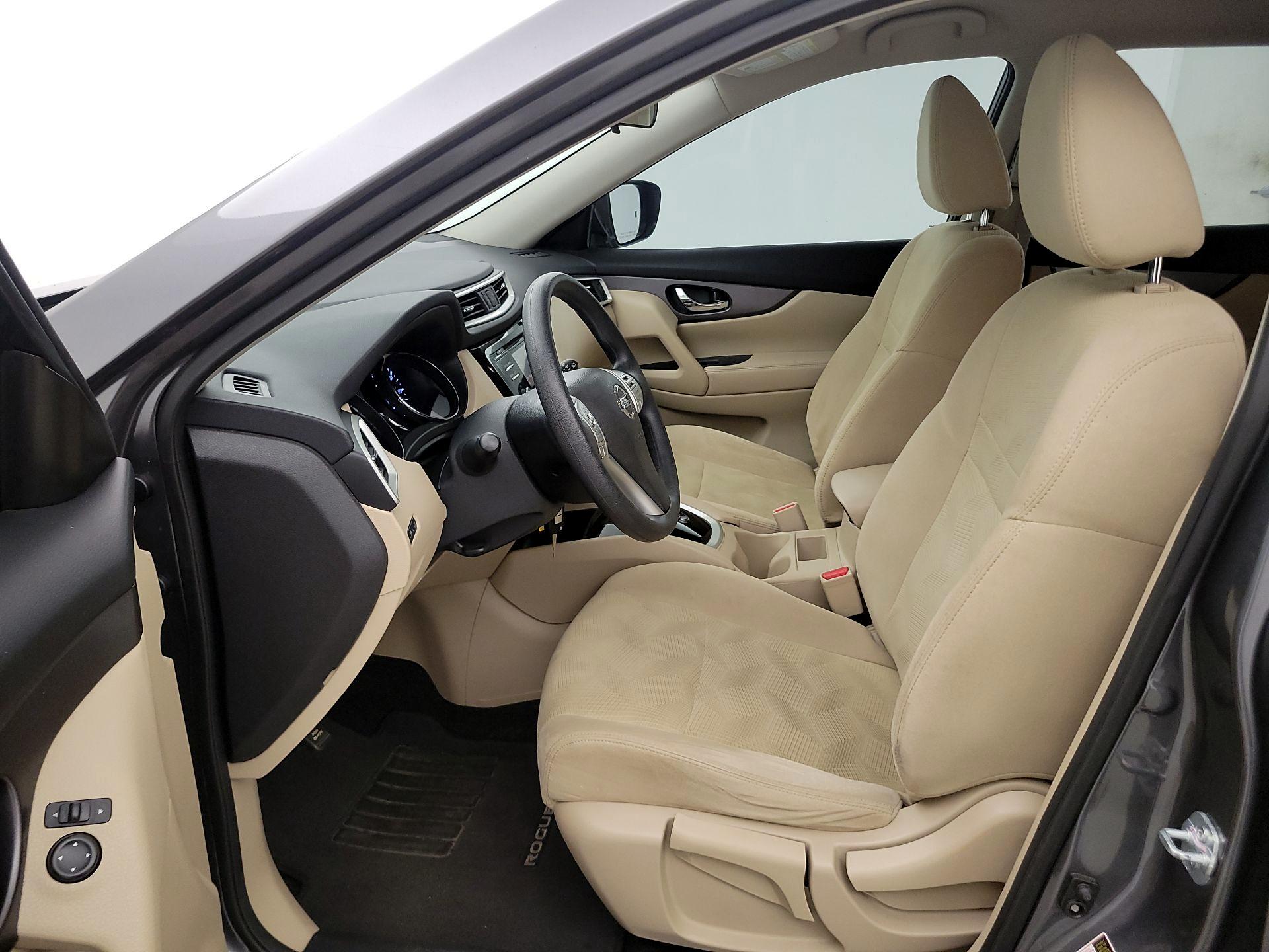 Thumbnail: 2016 Nissan Rogue - 11