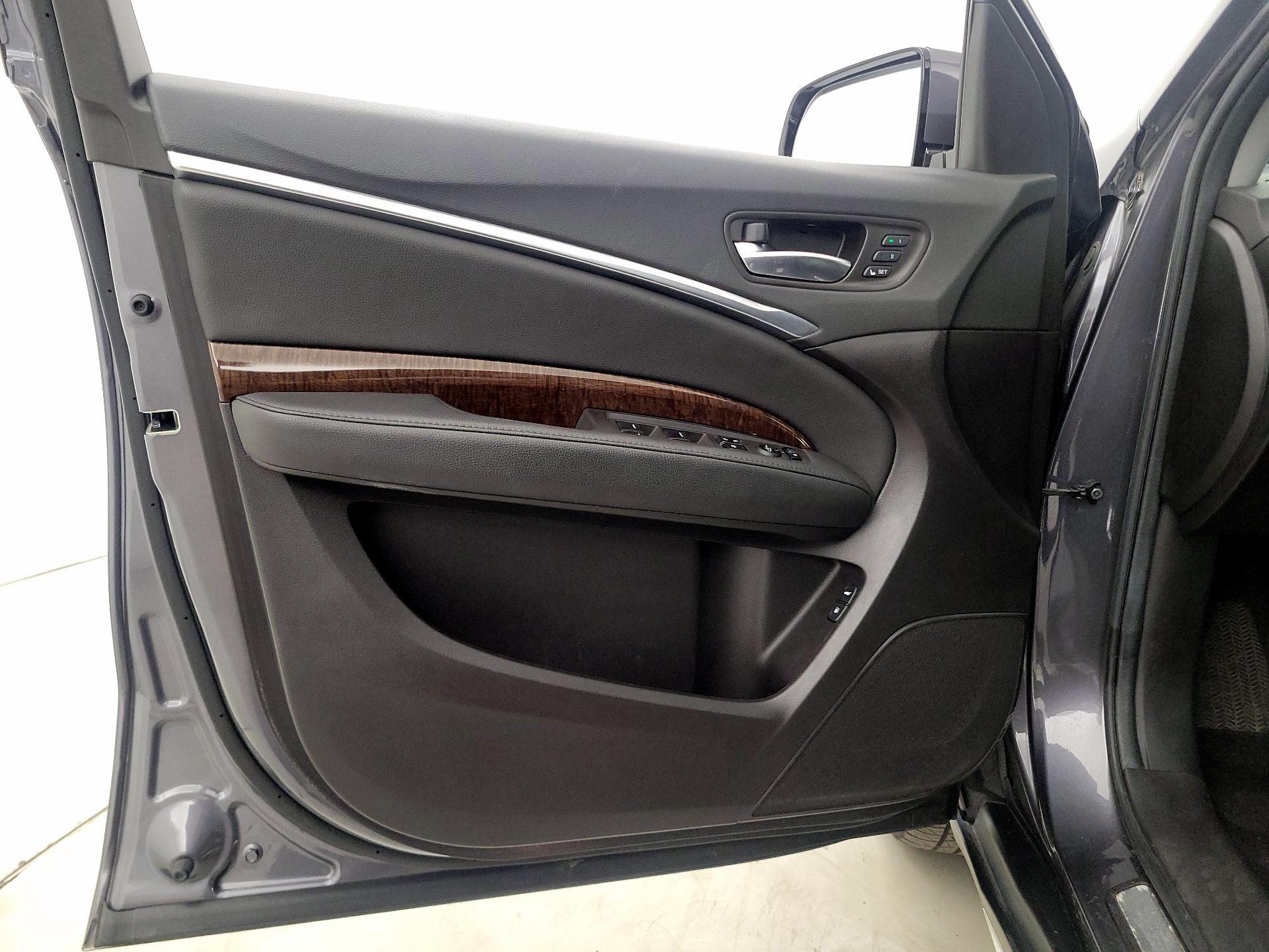 Thumbnail: 2020 Acura MDX - 12