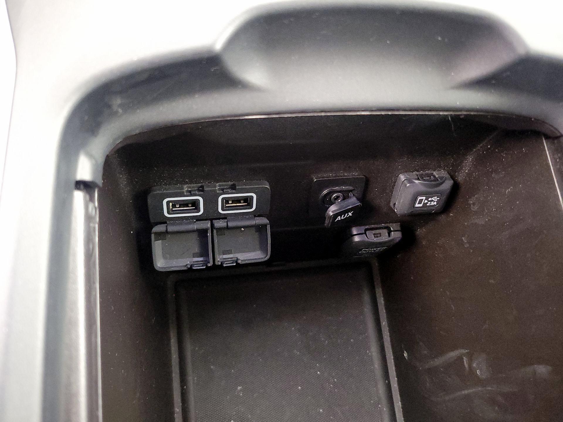 Thumbnail: 2020 Acura MDX - 18