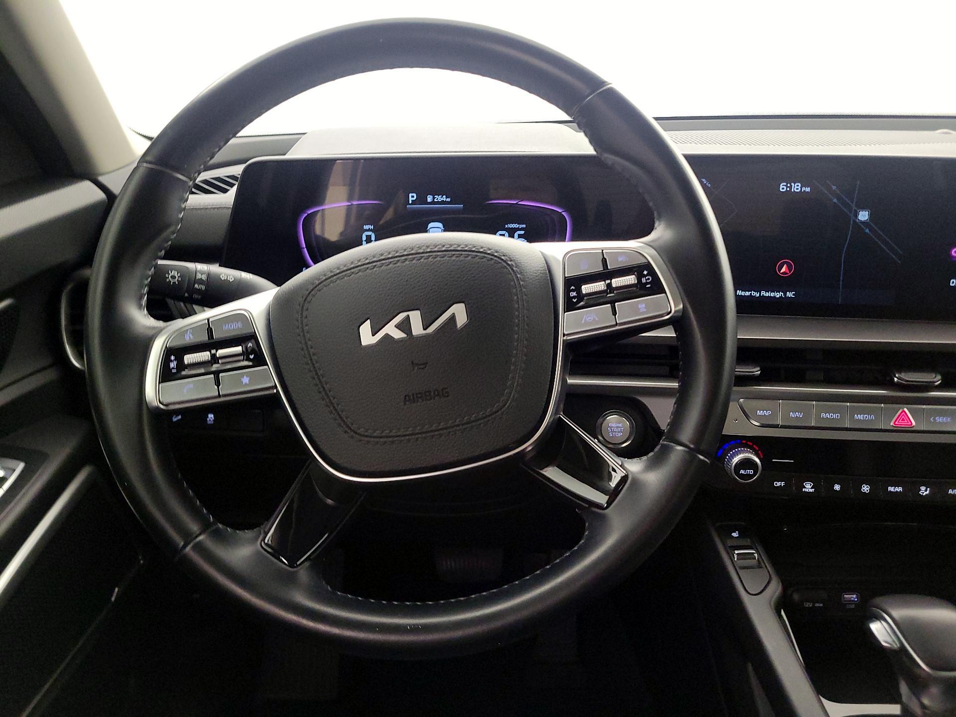 Thumbnail: 2023 Kia Telluride - 10