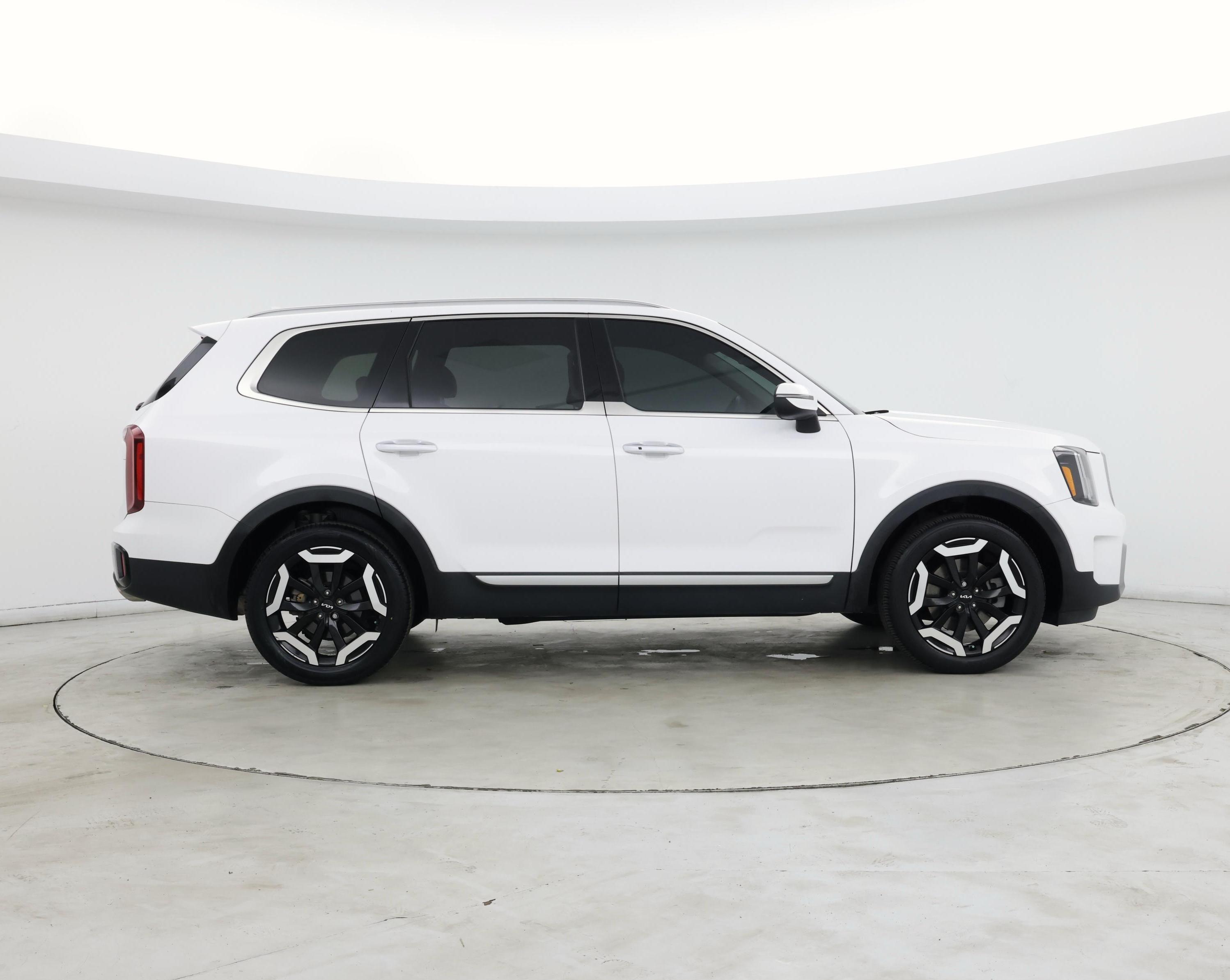 Thumbnail: 2023 Kia Telluride - 7