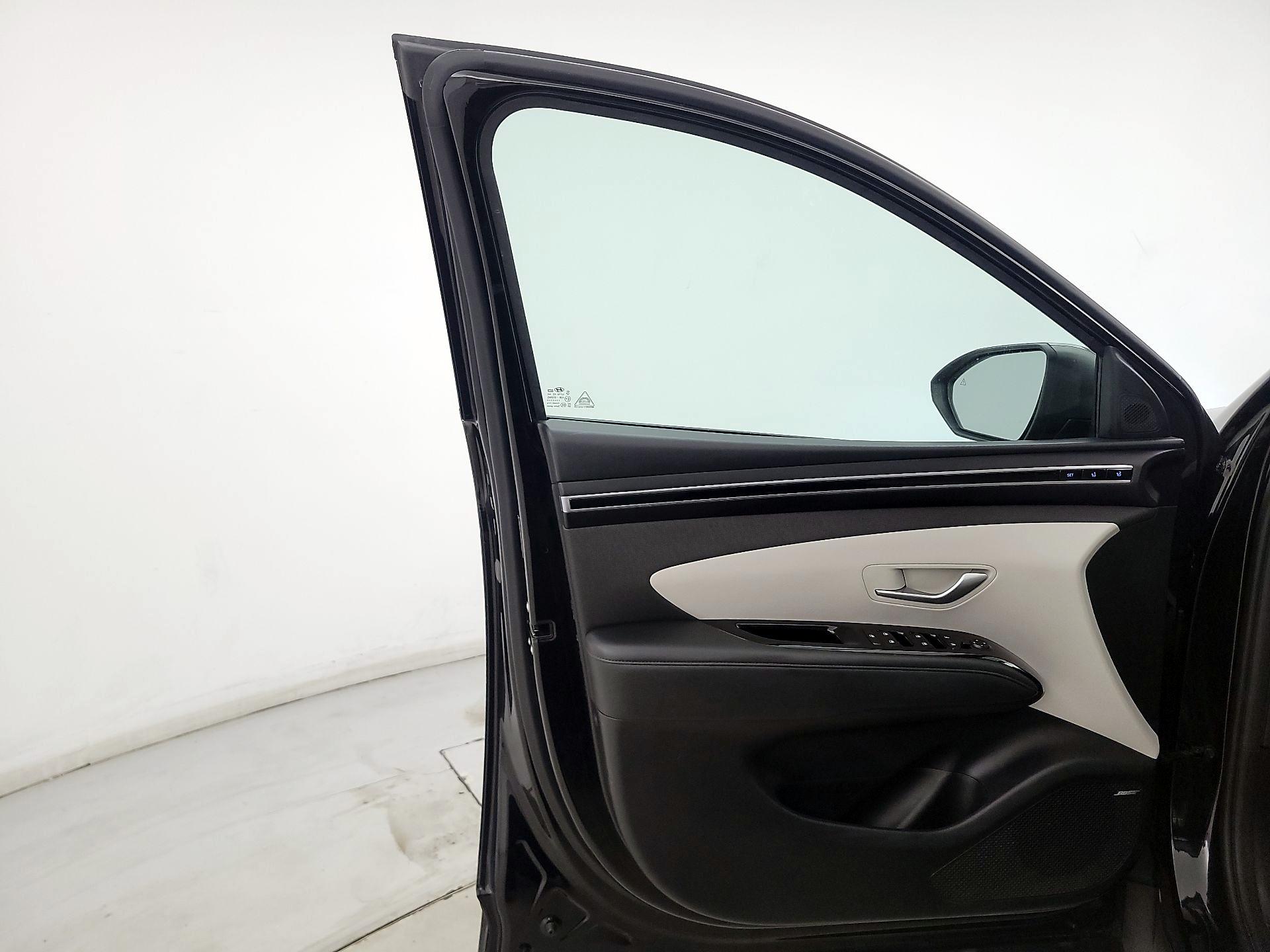 Thumbnail: 2022 Hyundai Tucson - 12