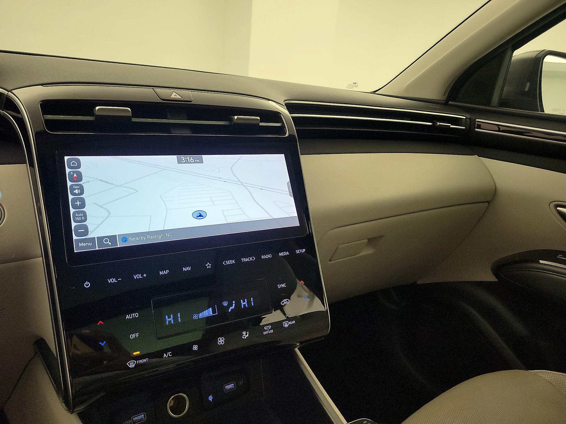 Thumbnail: 2022 Hyundai Tucson - 14