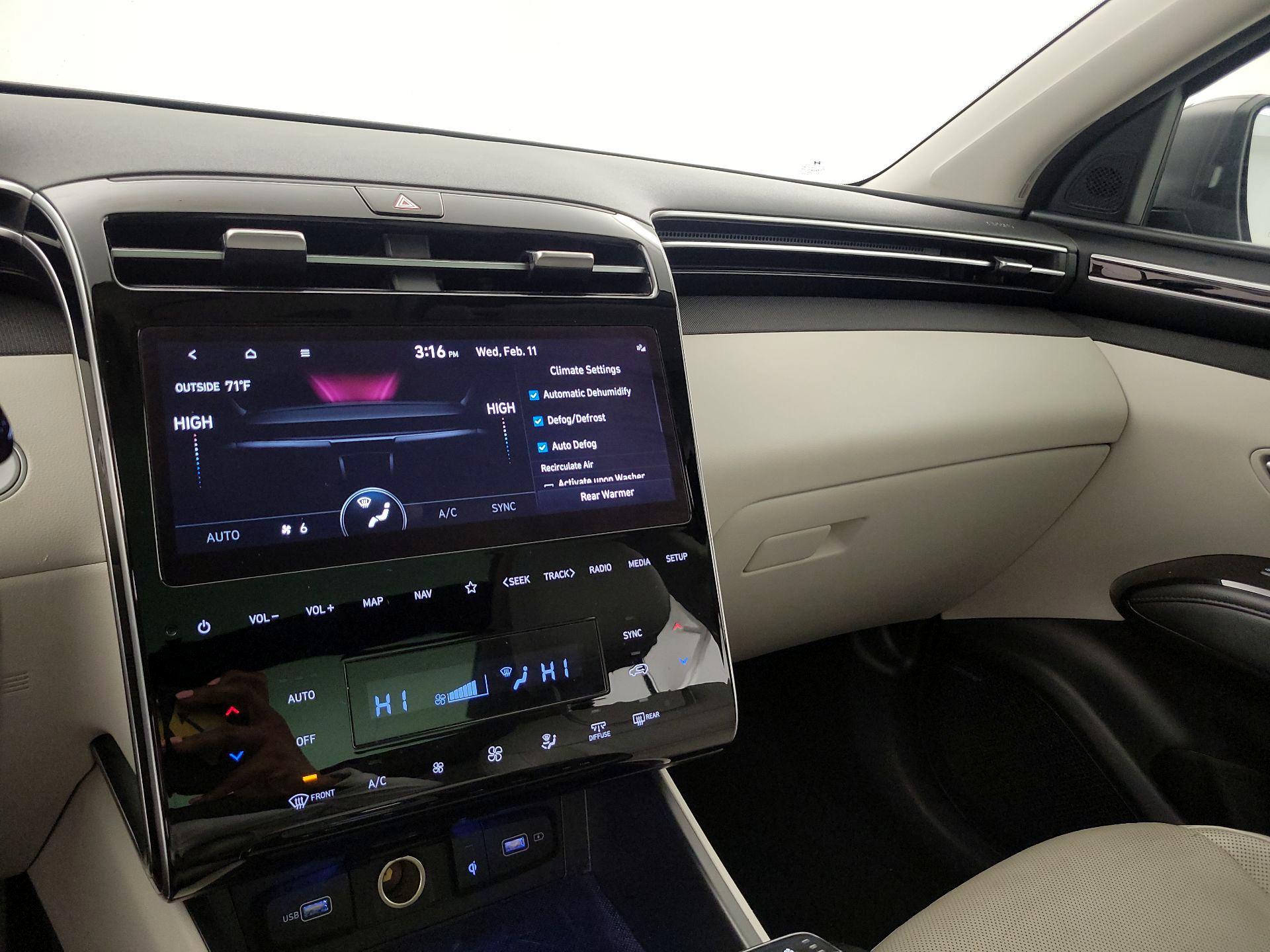 Thumbnail: 2022 Hyundai Tucson - 17