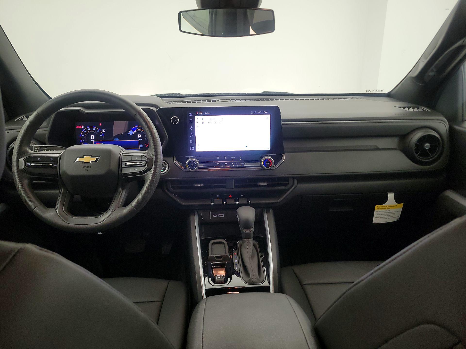 Thumbnail: 2024 Chevrolet Colorado - 9