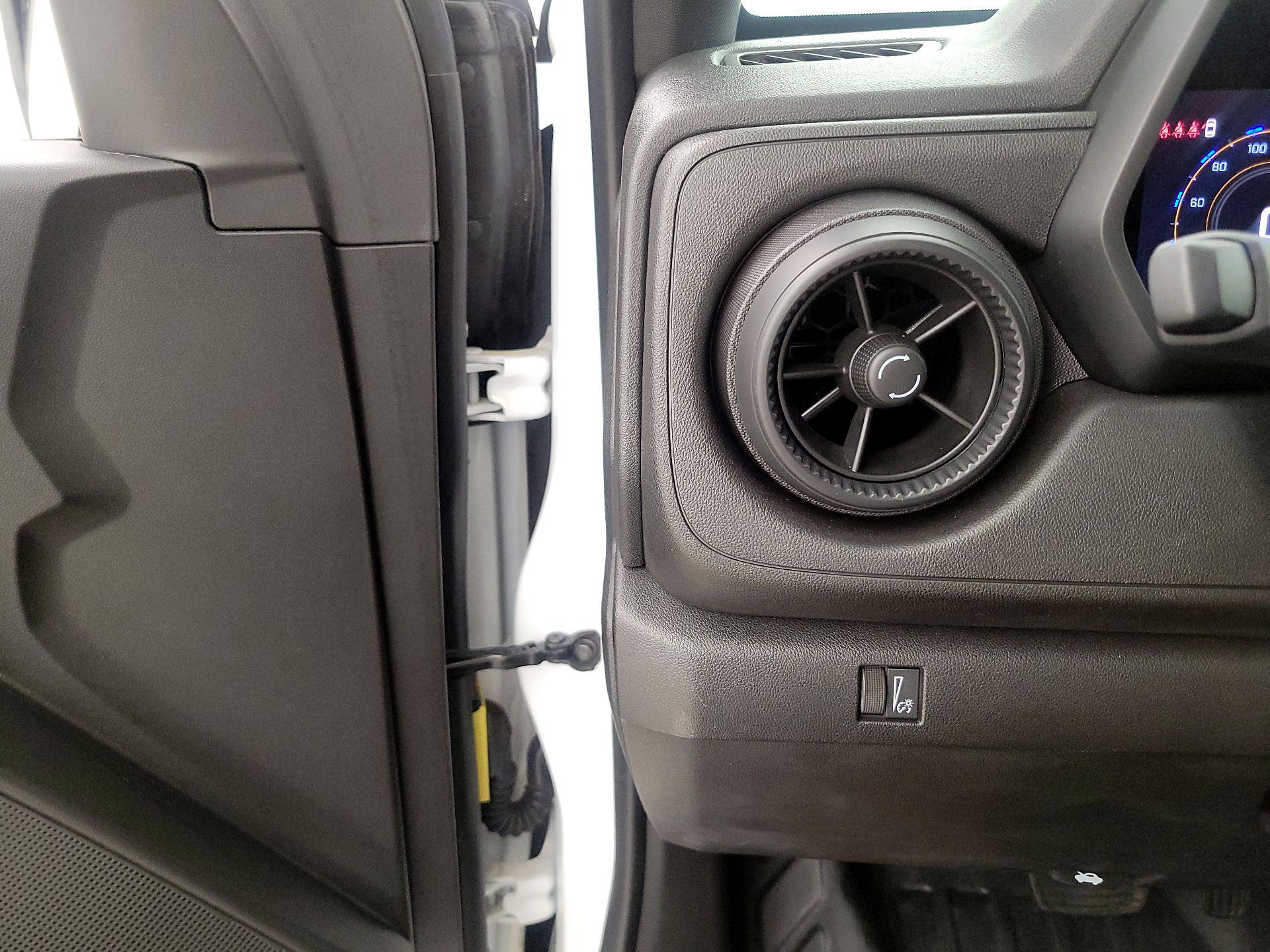 Thumbnail: 2024 Chevrolet Colorado - 13