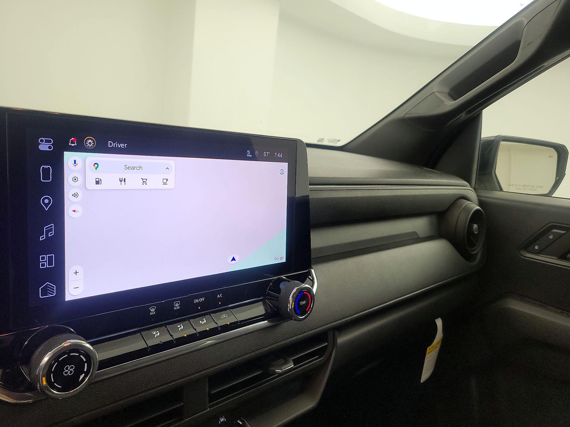 Thumbnail: 2024 Chevrolet Colorado - 14