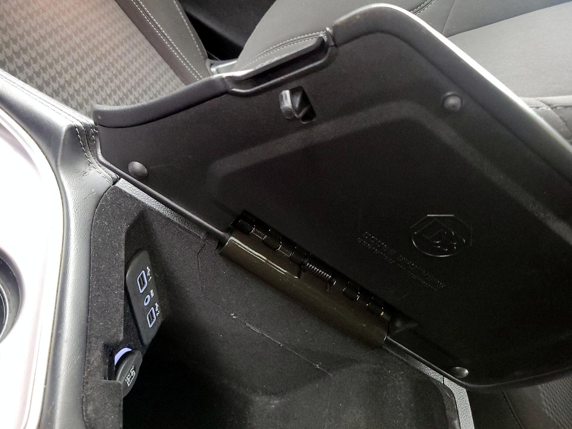 Thumbnail: 2021 Dodge Challenger - 19