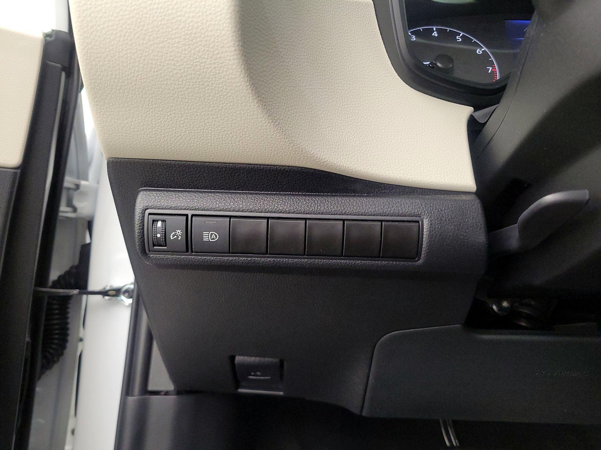 Thumbnail: 2024 Toyota Corolla - 13