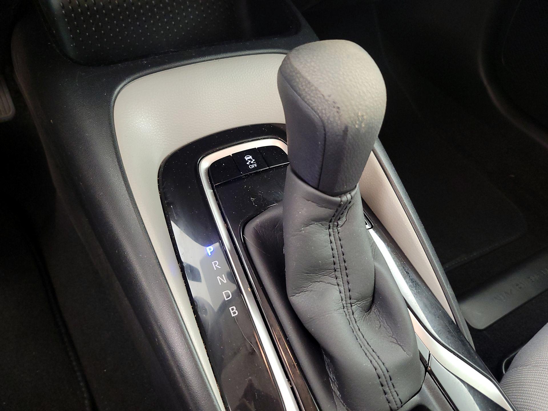 Thumbnail: 2022 Toyota Corolla - 17