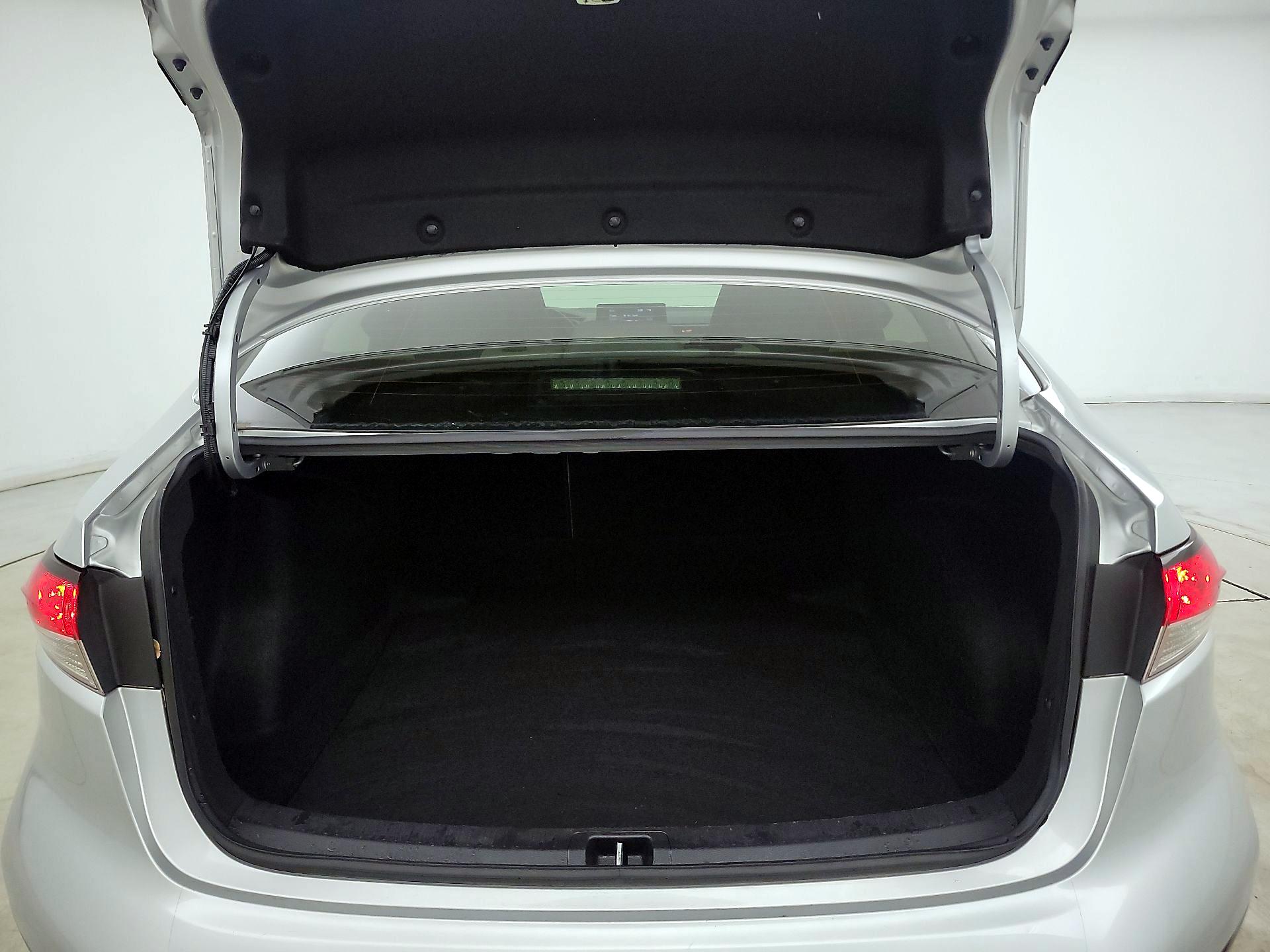 Thumbnail: 2022 Toyota Corolla - 20