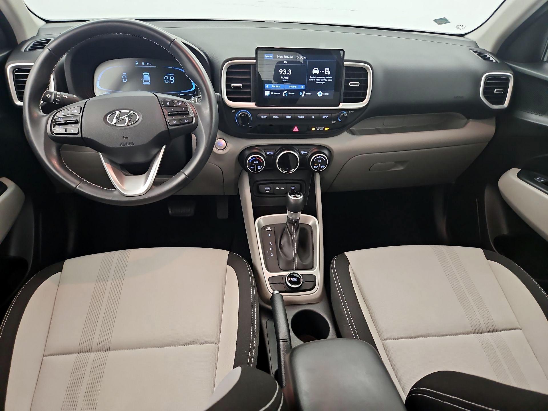 Thumbnail: 2024 Hyundai Venue - 9