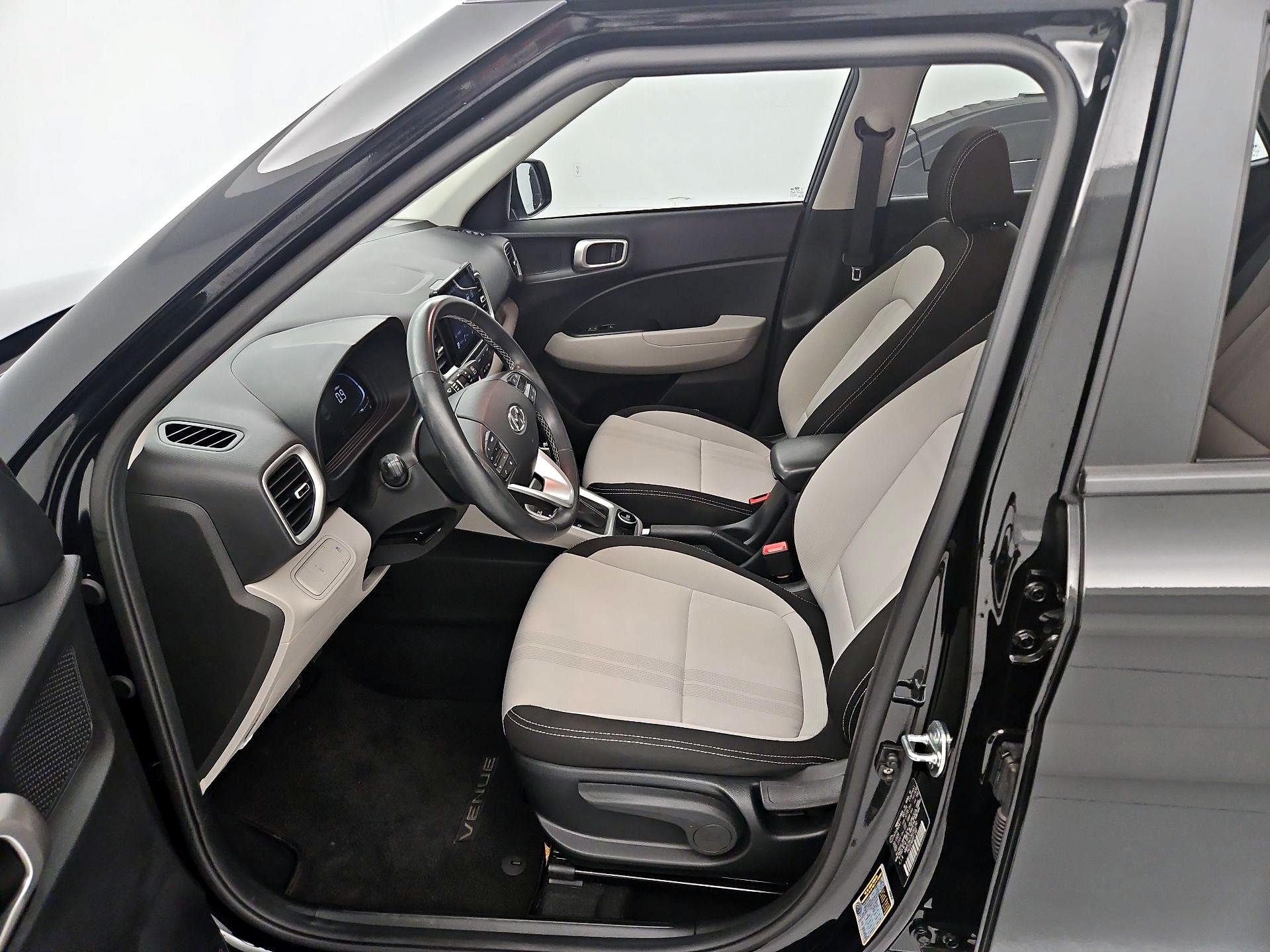 Thumbnail: 2024 Hyundai Venue - 11