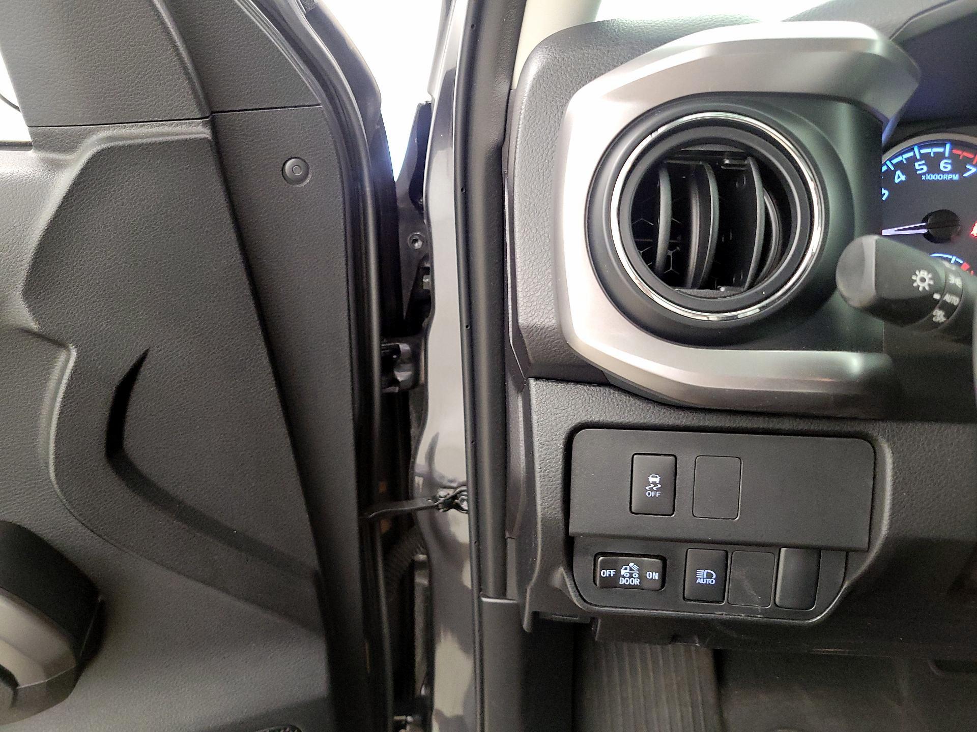 Thumbnail: 2023 Toyota Tacoma - 13