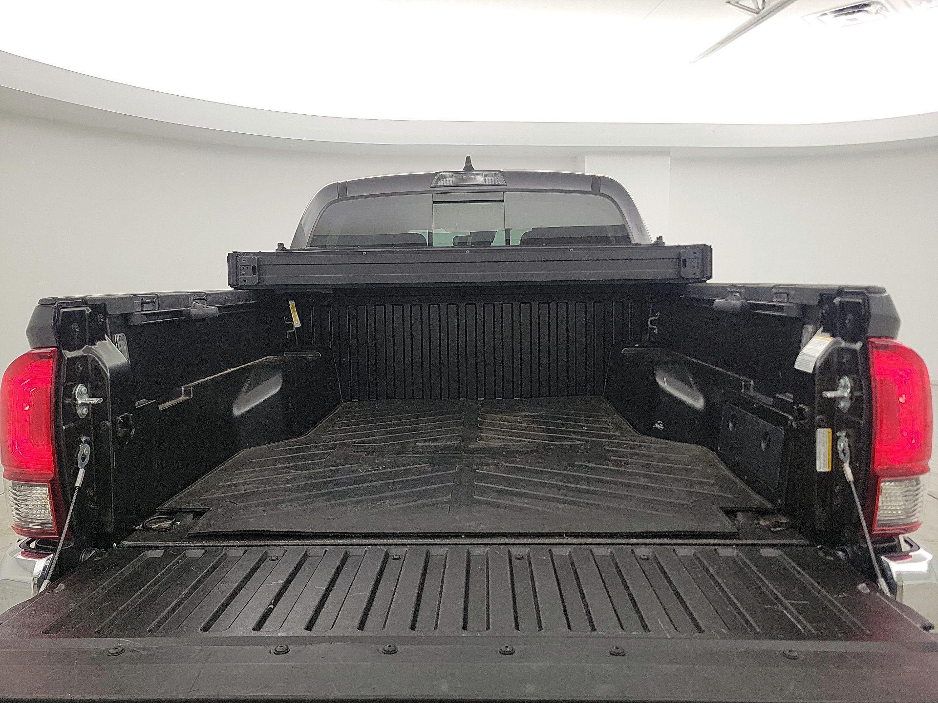 Thumbnail: 2023 Toyota Tacoma - 20