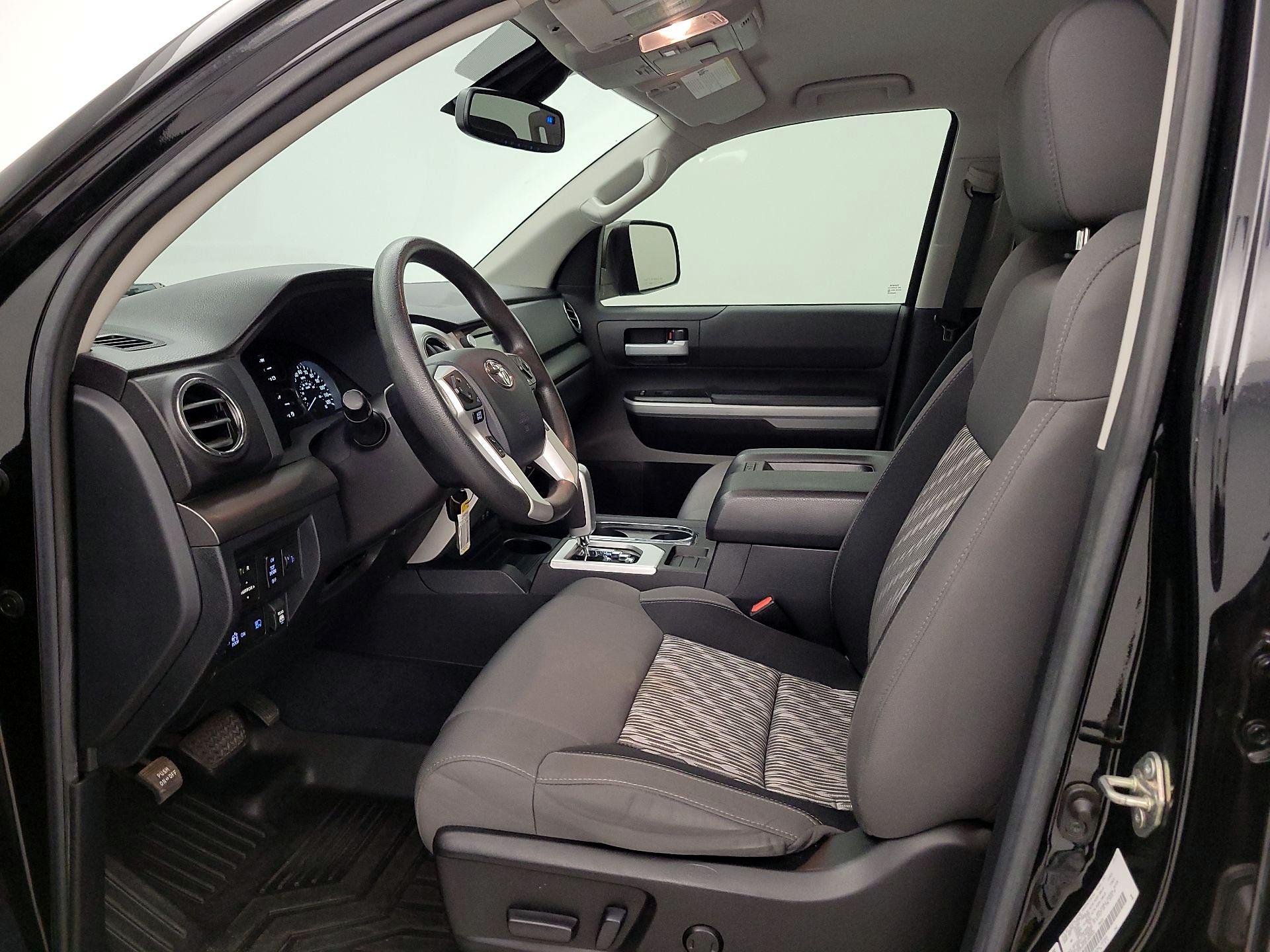 Thumbnail: 2020 Toyota Tundra - 11