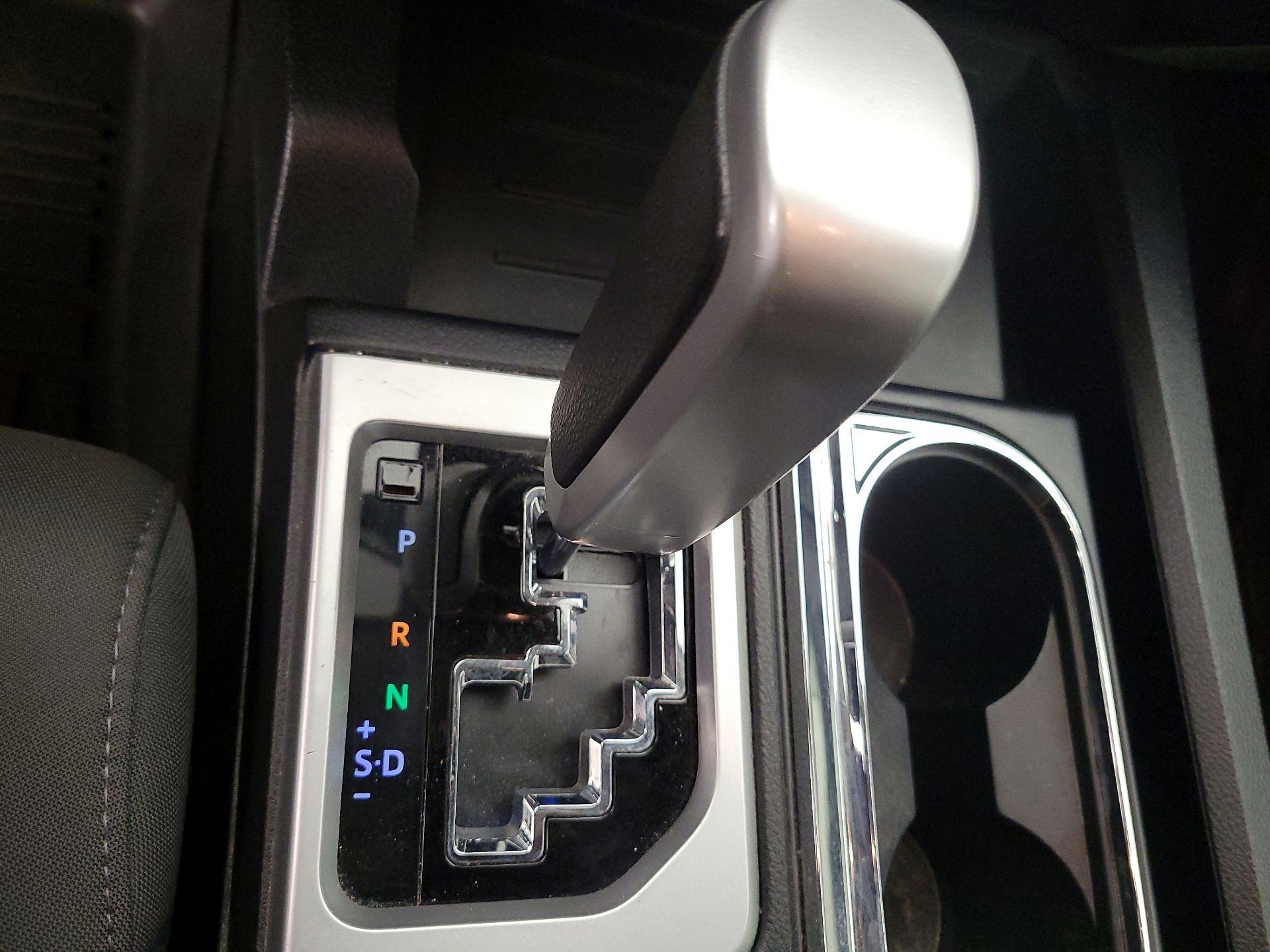 Thumbnail: 2020 Toyota Tundra - 17