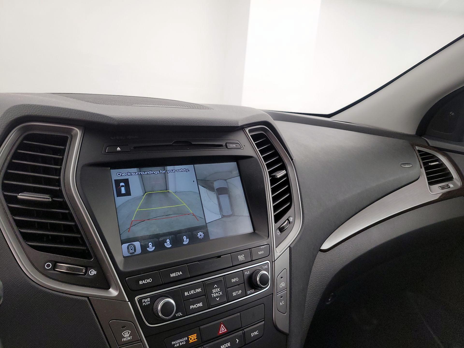 Thumbnail: 2017 Hyundai Santa Fe - 15