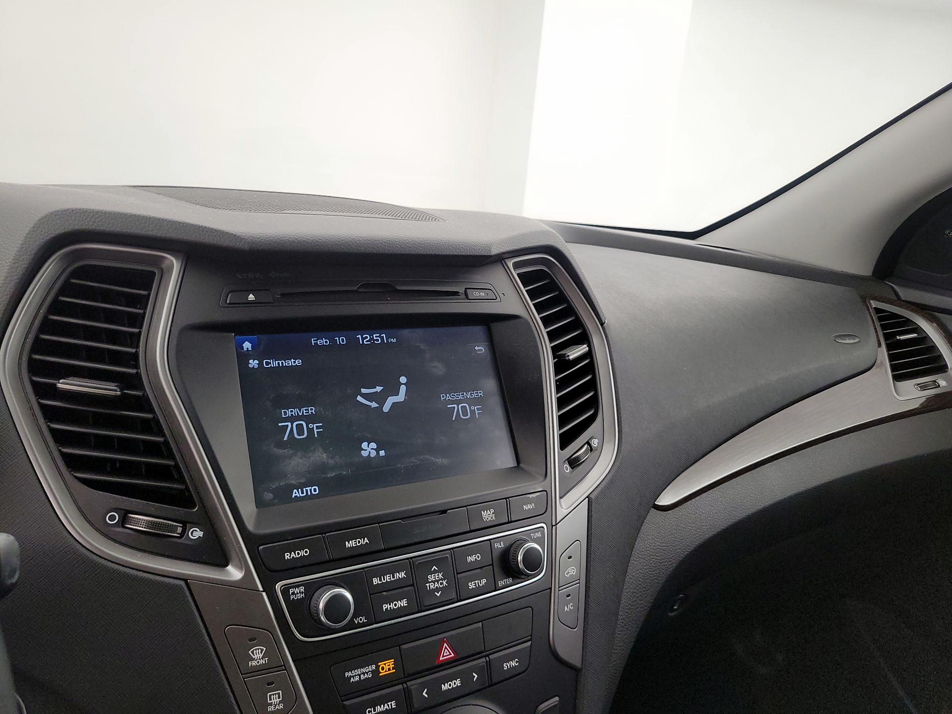 Thumbnail: 2017 Hyundai Santa Fe - 17