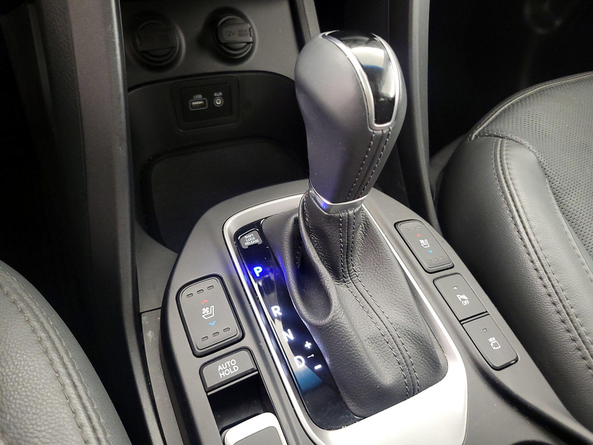 Thumbnail: 2017 Hyundai Santa Fe - 18