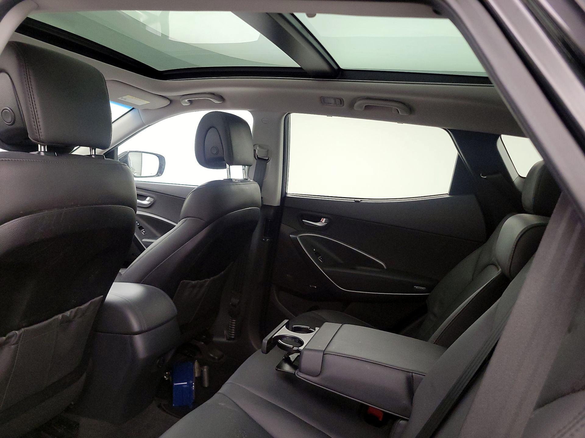 Thumbnail: 2017 Hyundai Santa Fe - 20