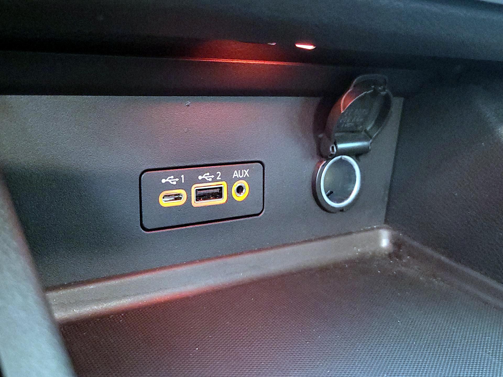 Thumbnail: 2023 Nissan Sentra - 18