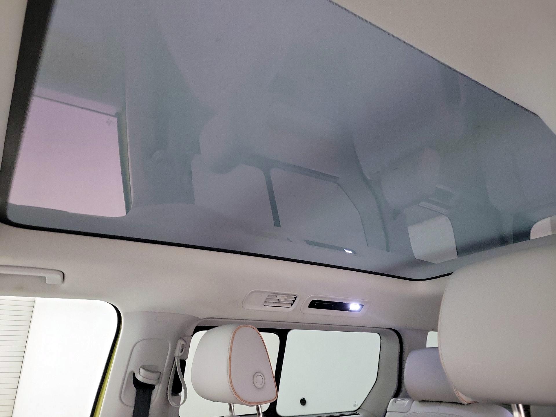 Thumbnail: 2025 Volkswagen ID.Buzz - 18