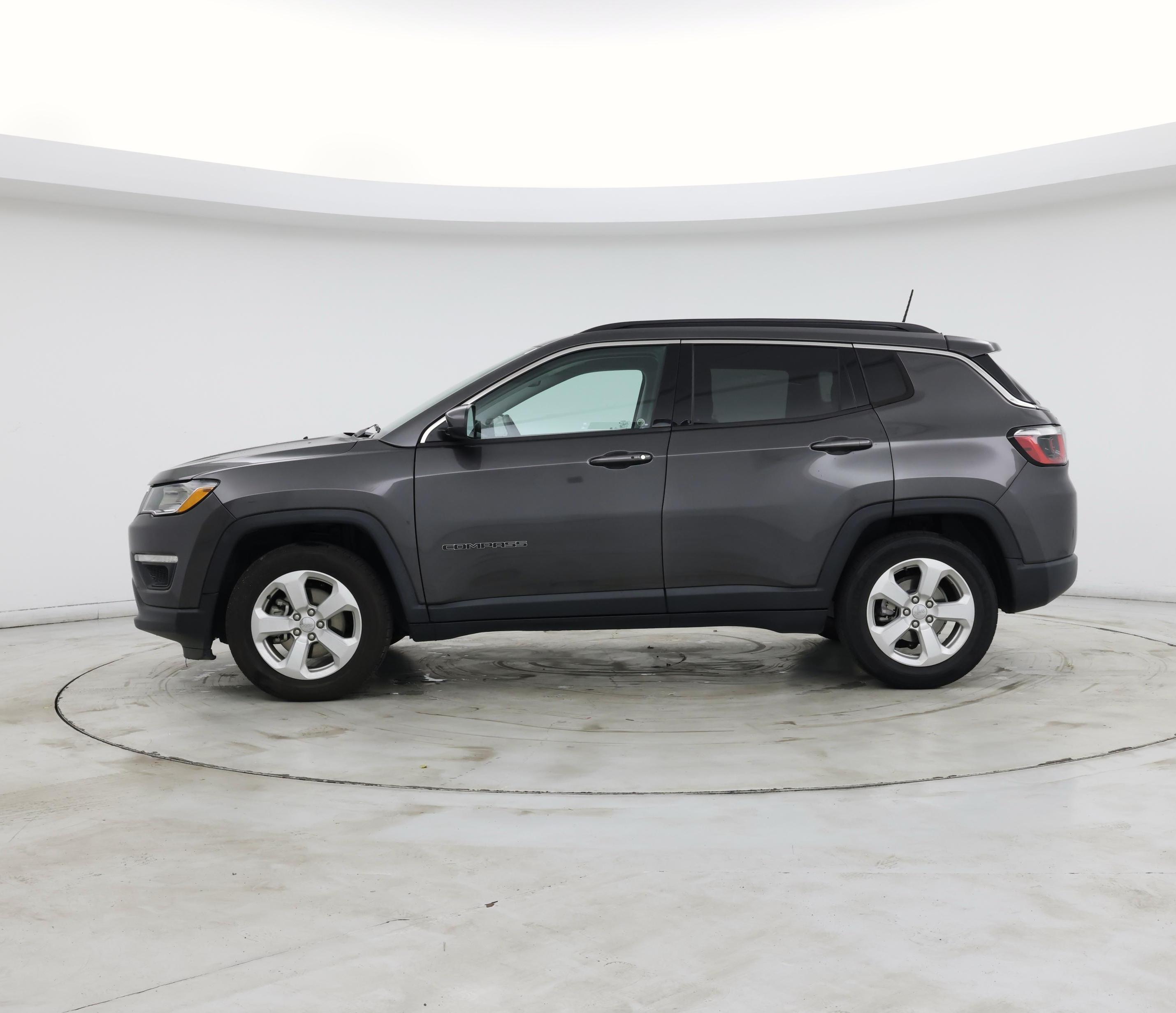 Thumbnail: 2020 Jeep Compass - 3