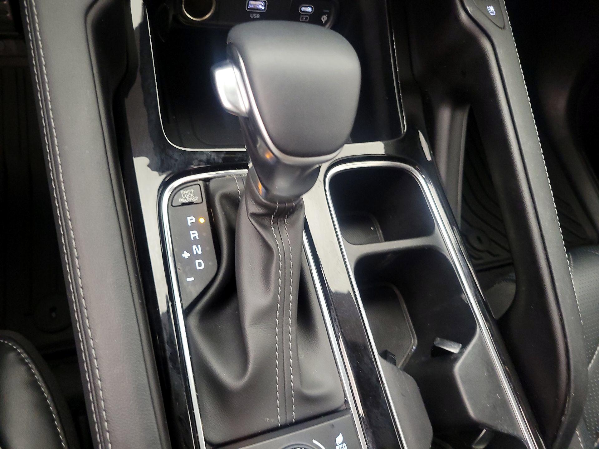 Thumbnail: 2025 Kia Telluride - 18