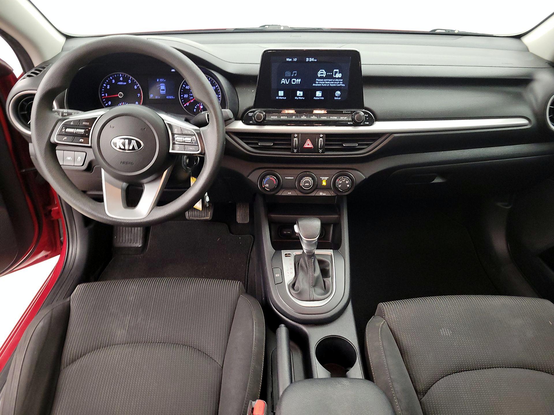 Thumbnail: 2020 Kia Forte - 9