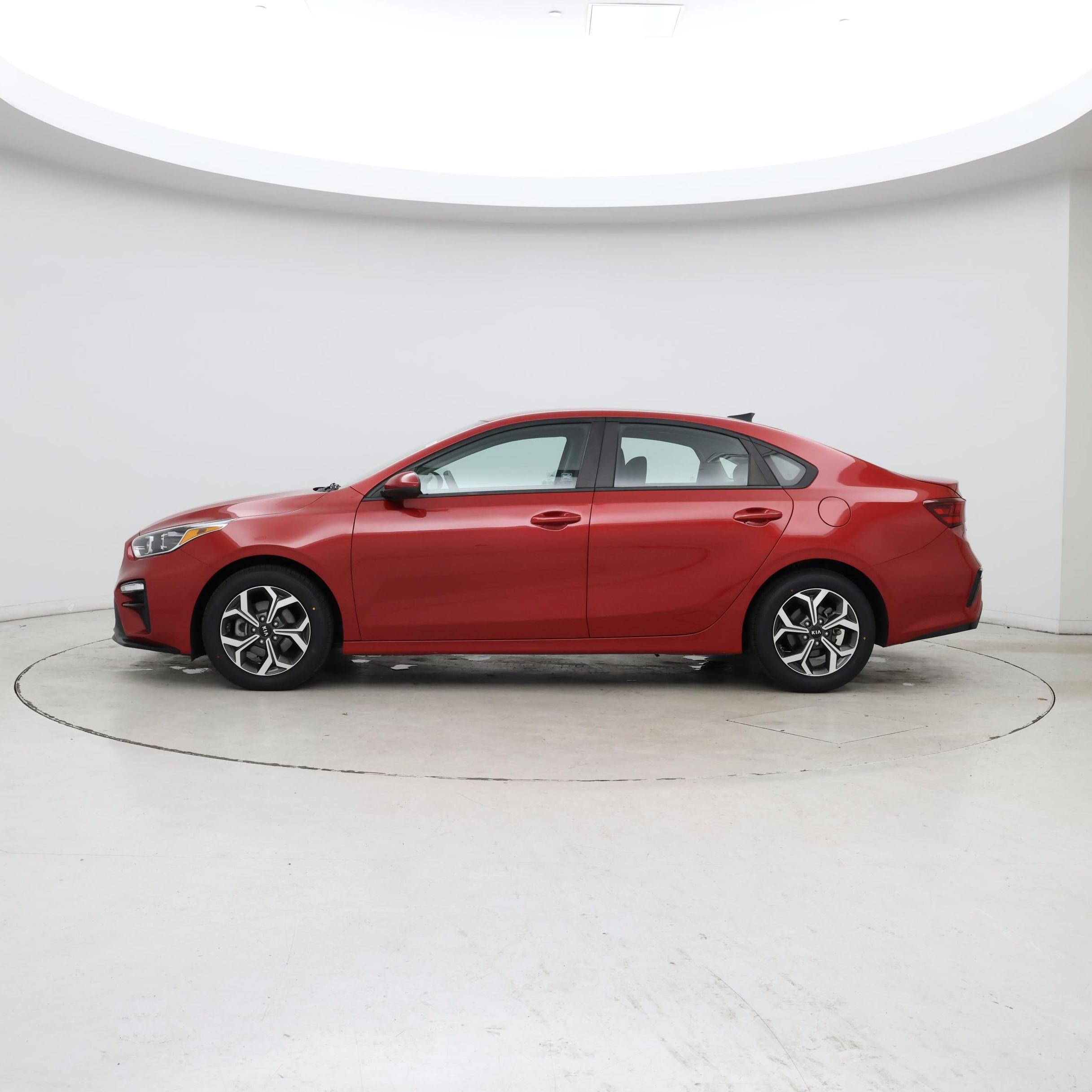 Thumbnail: 2020 Kia Forte - 3