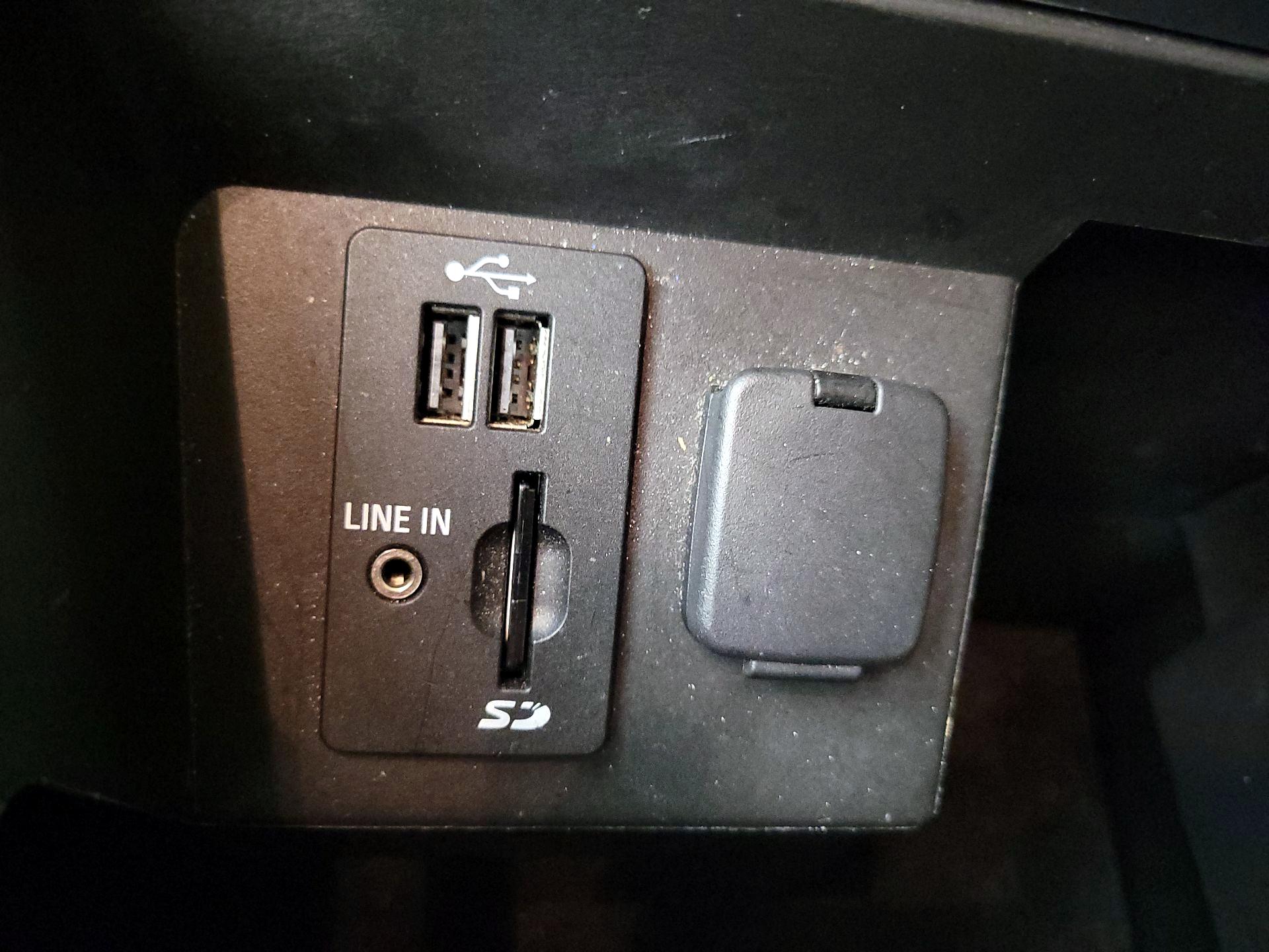 Thumbnail: 2015 Ford Expedition EL - 18