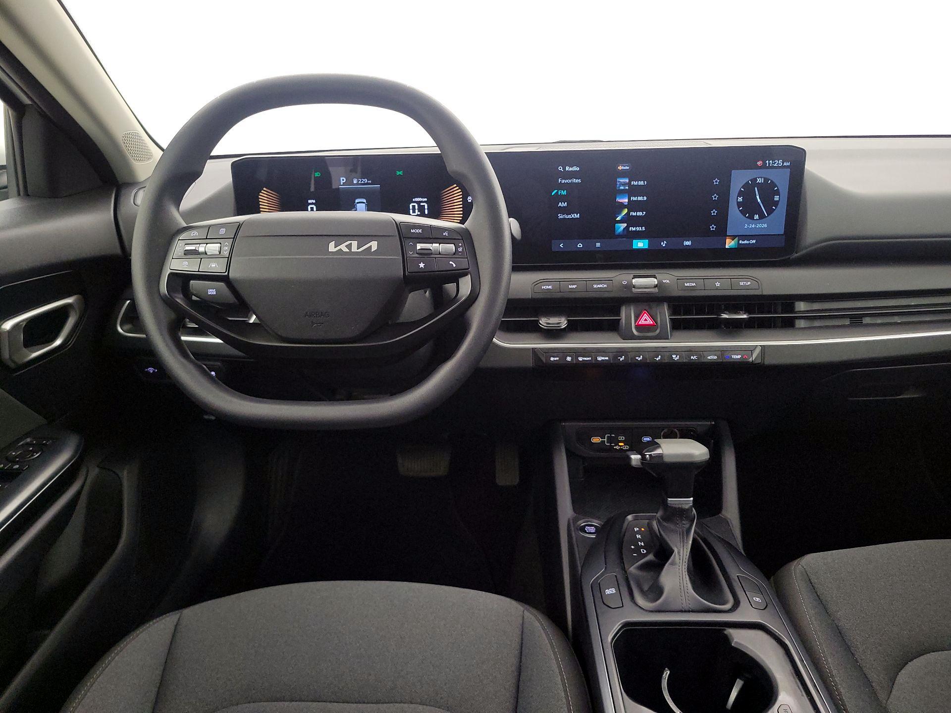 Thumbnail: 2025 Kia K4 - 10