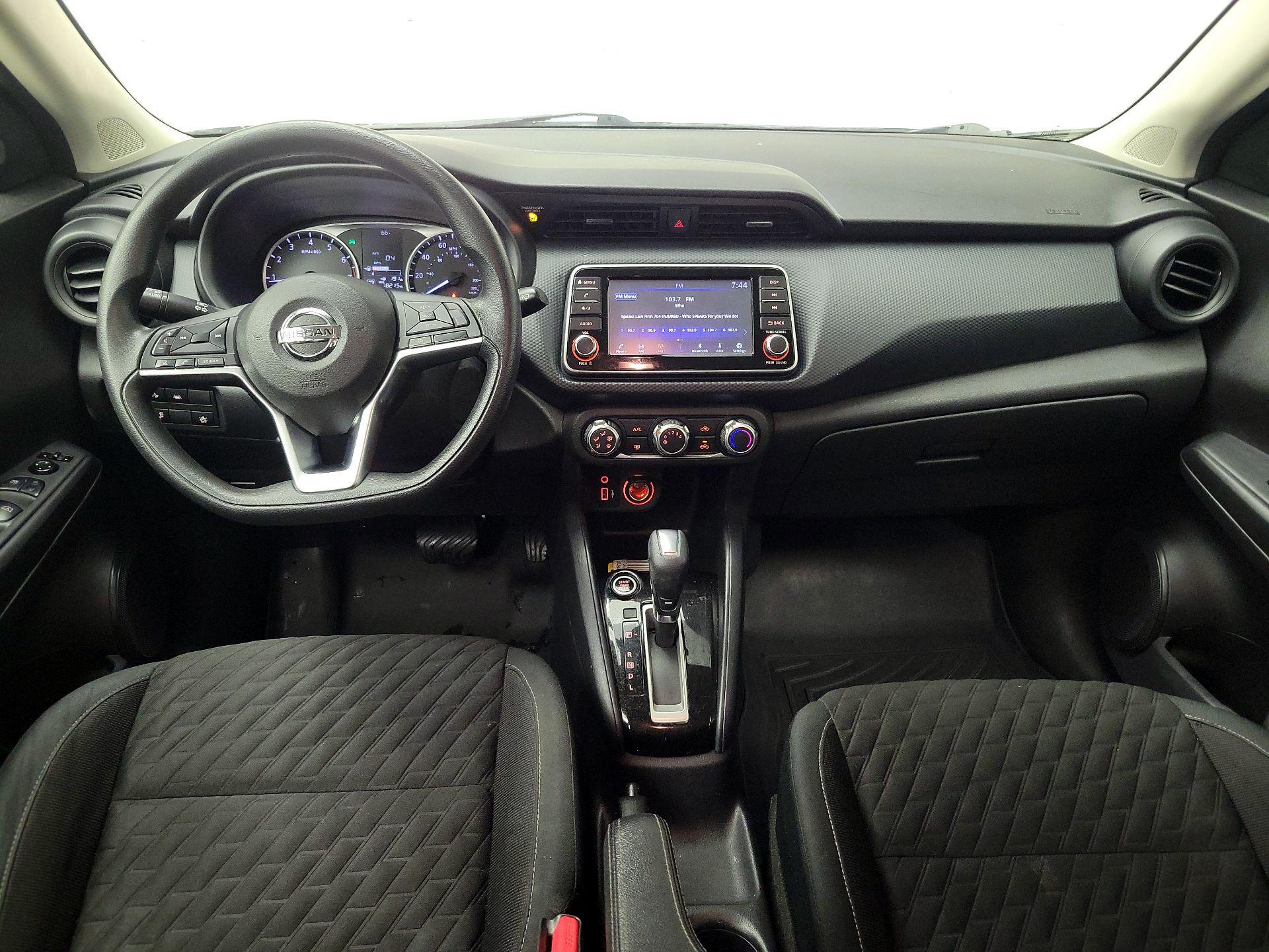 Thumbnail: 2021 Nissan Kicks - 9