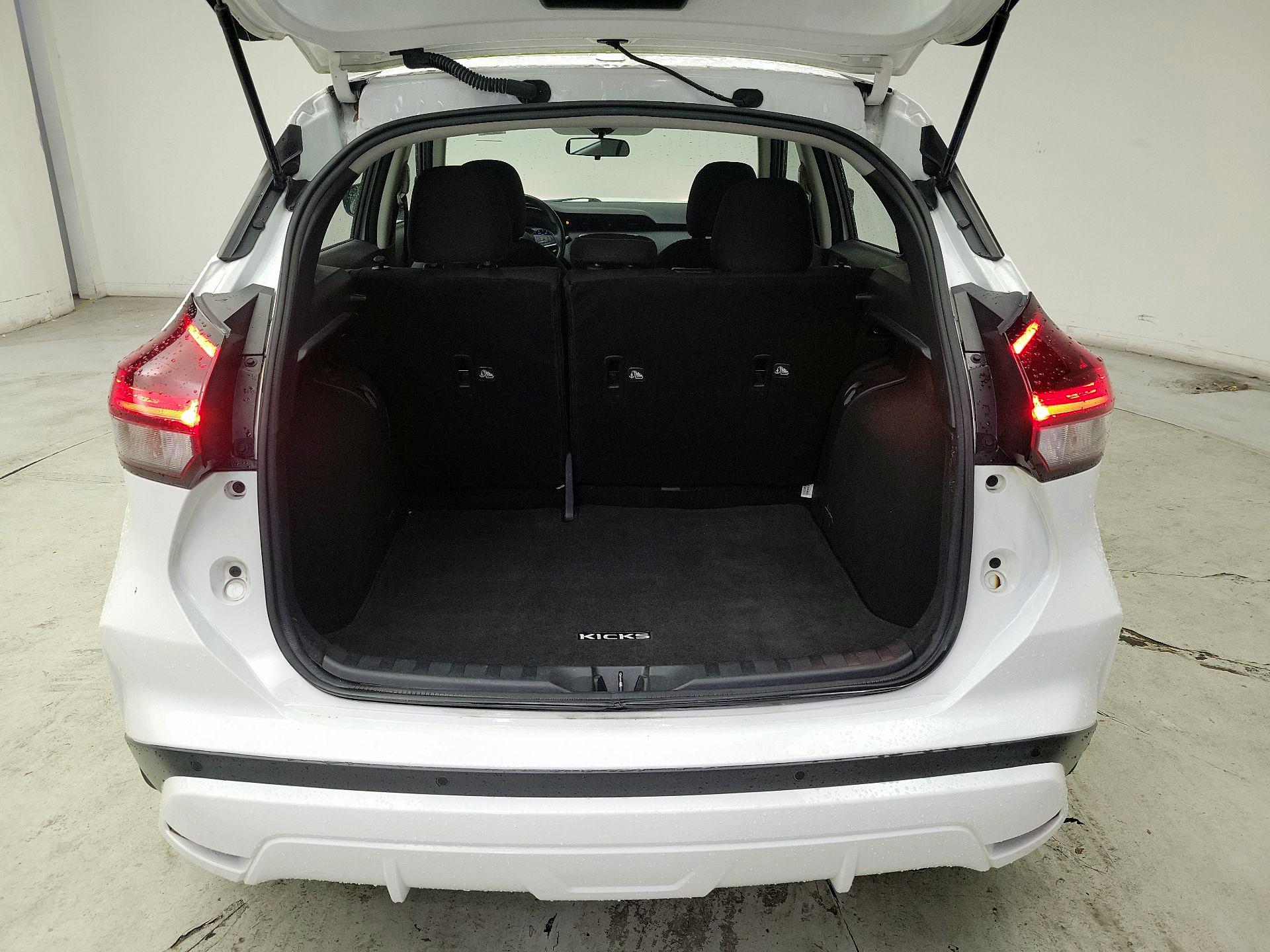 Thumbnail: 2021 Nissan Kicks - 20