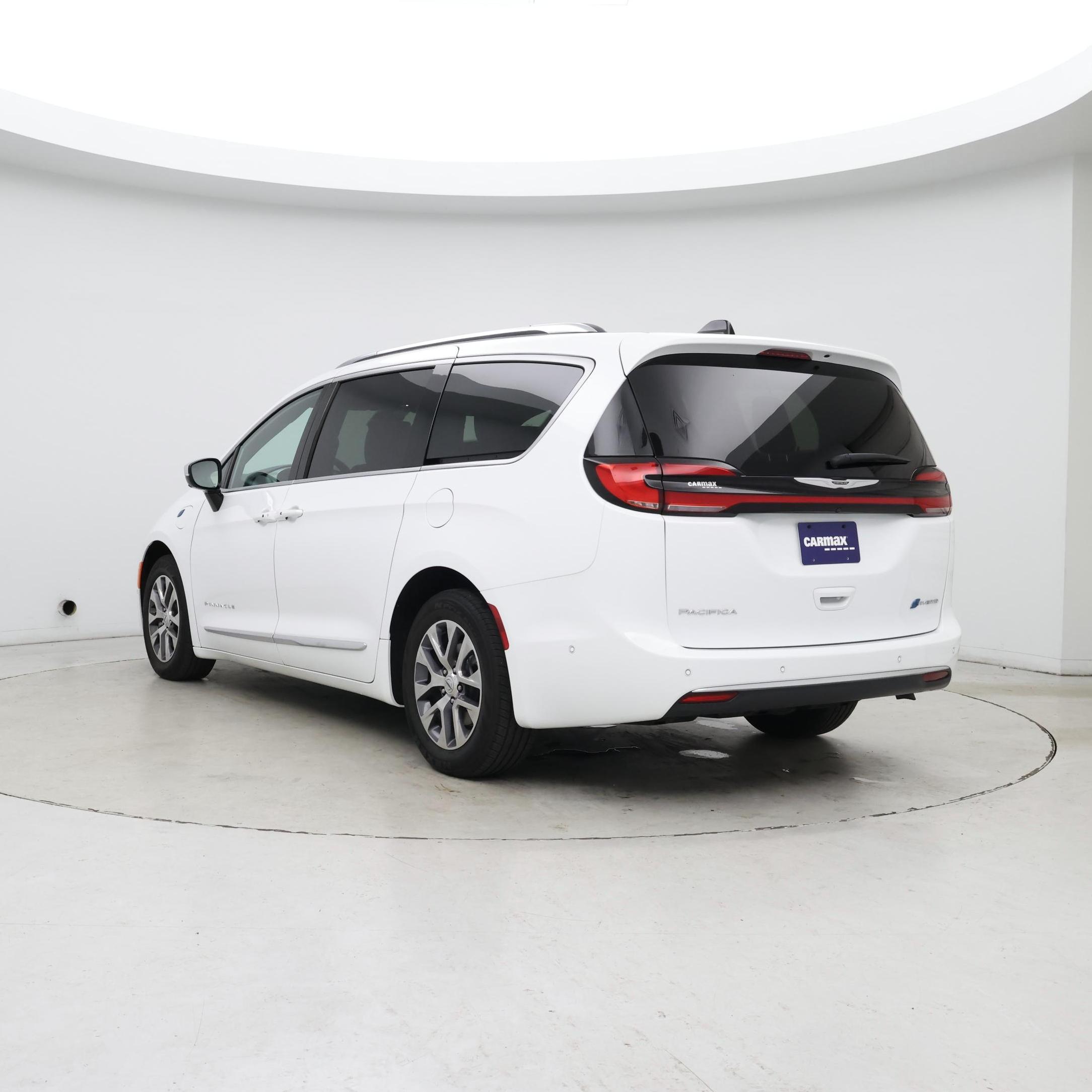 Thumbnail: 2025 Chrysler Pacifica - 2