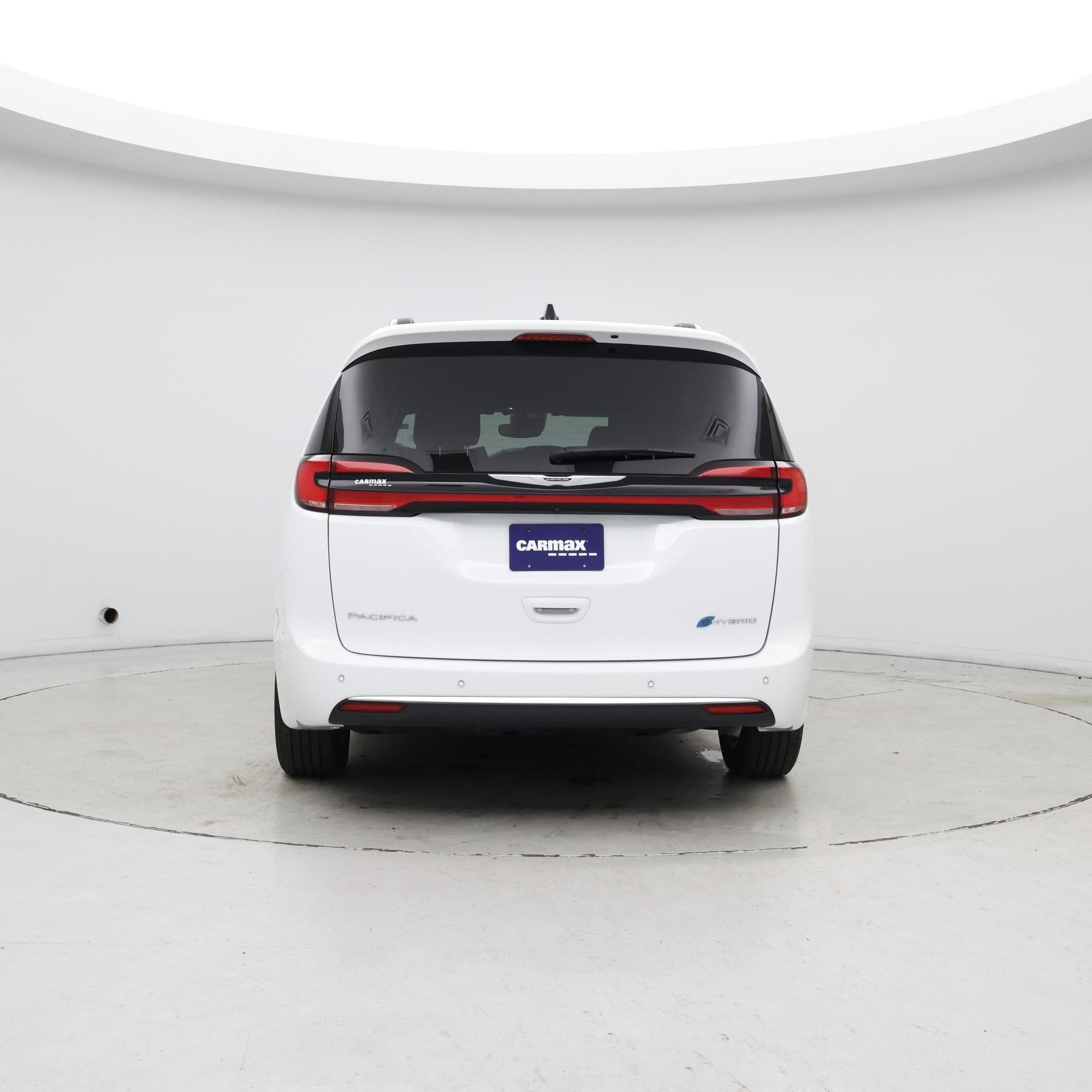 Thumbnail: 2025 Chrysler Pacifica - 6