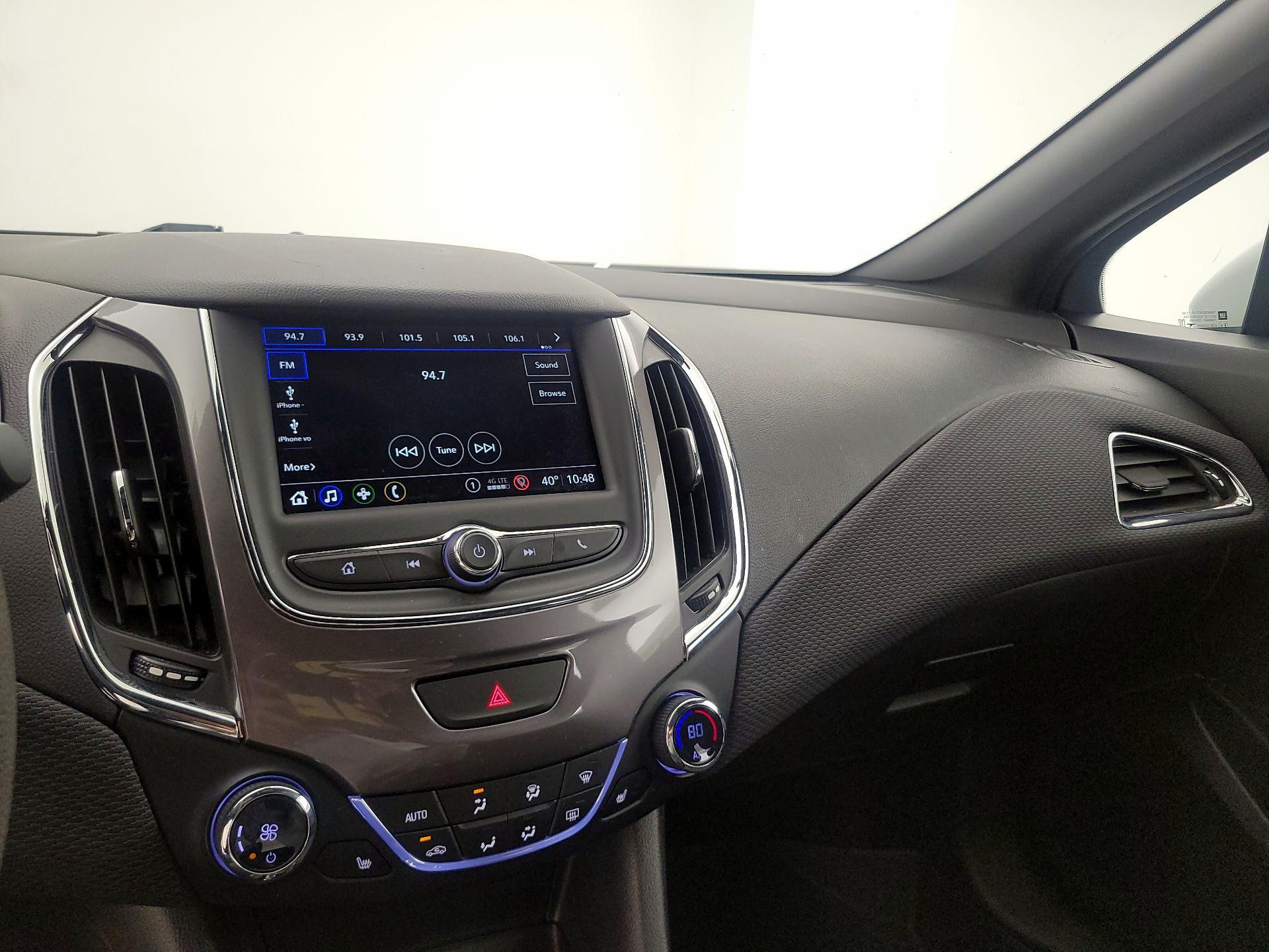 Thumbnail: 2019 Chevrolet Cruze - 15