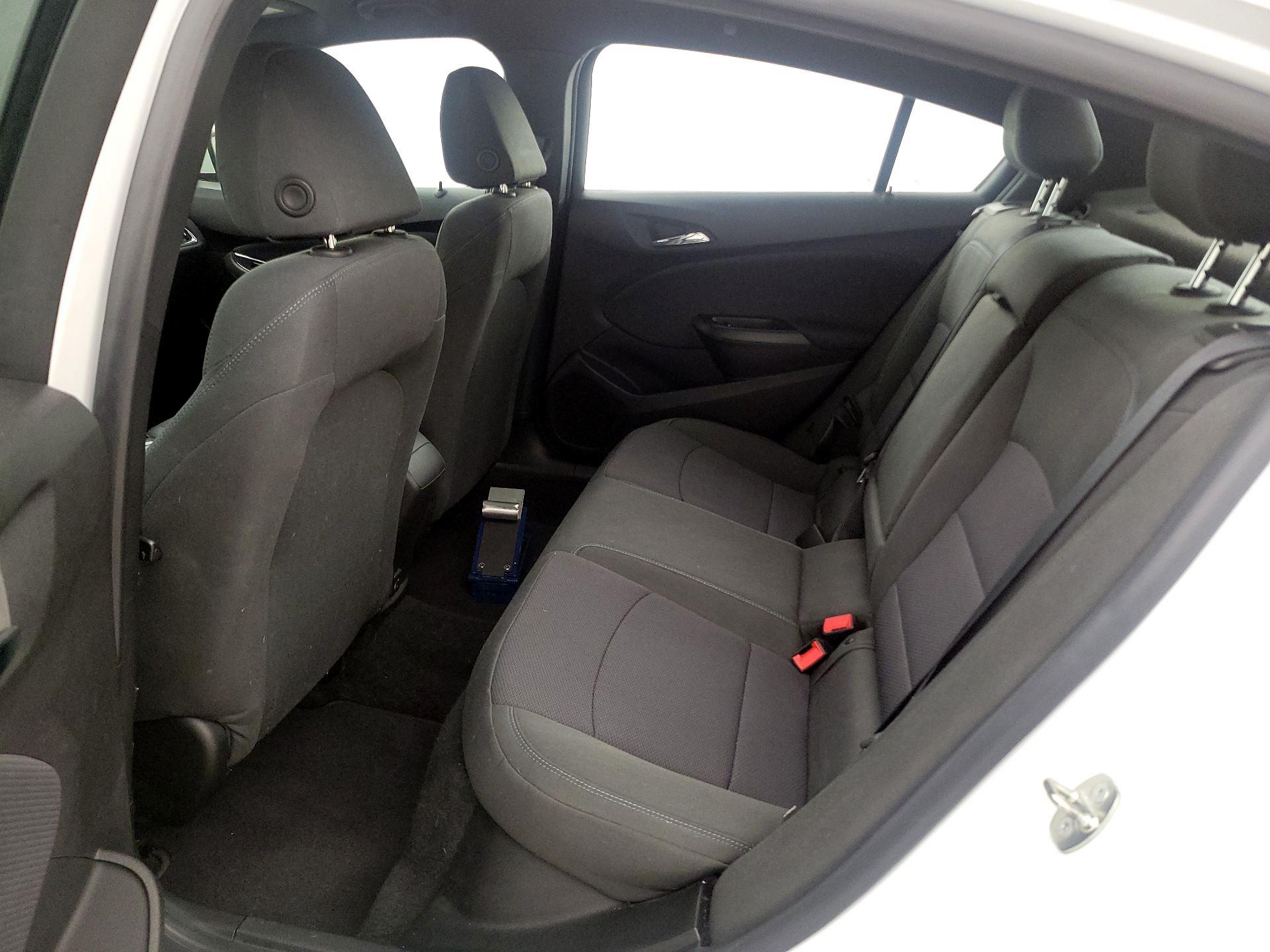 Thumbnail: 2019 Chevrolet Cruze - 19