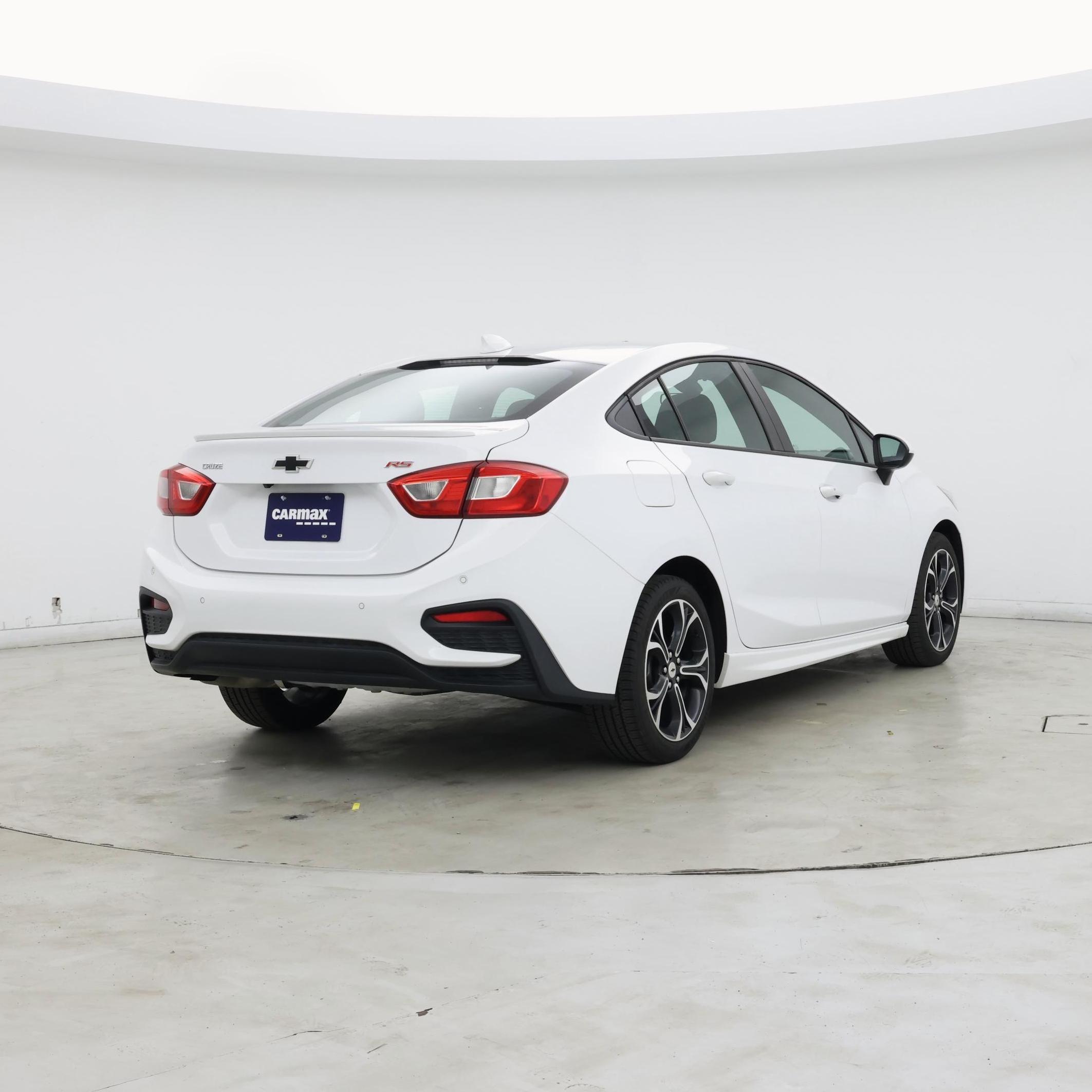 Thumbnail: 2019 Chevrolet Cruze - 8