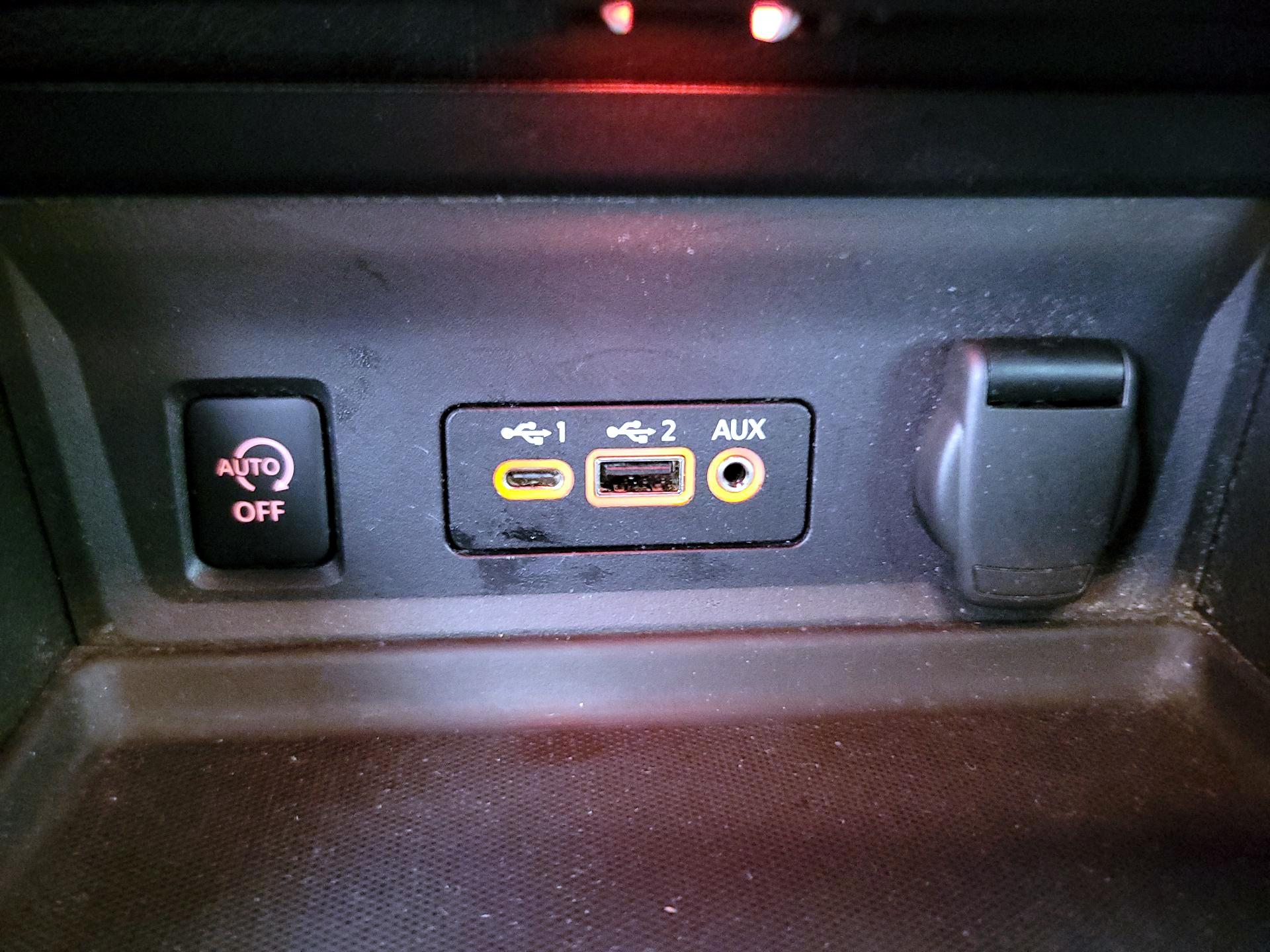 Thumbnail: 2024 Nissan Sentra - 18