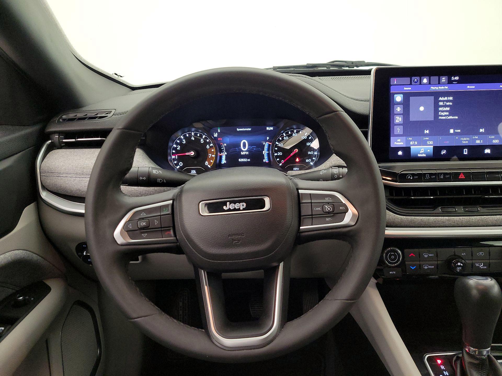 Thumbnail: 2023 Jeep Compass - 10