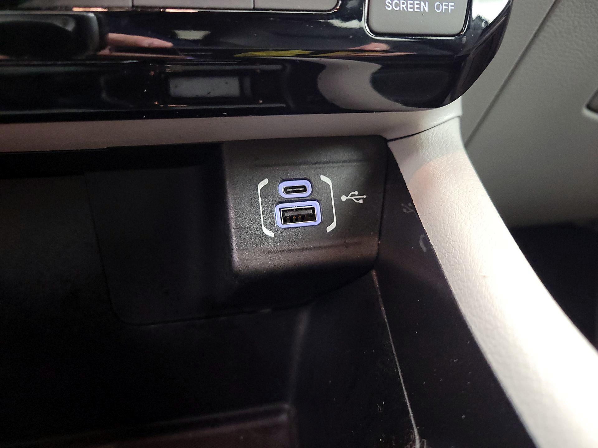 Thumbnail: 2023 Jeep Compass - 18