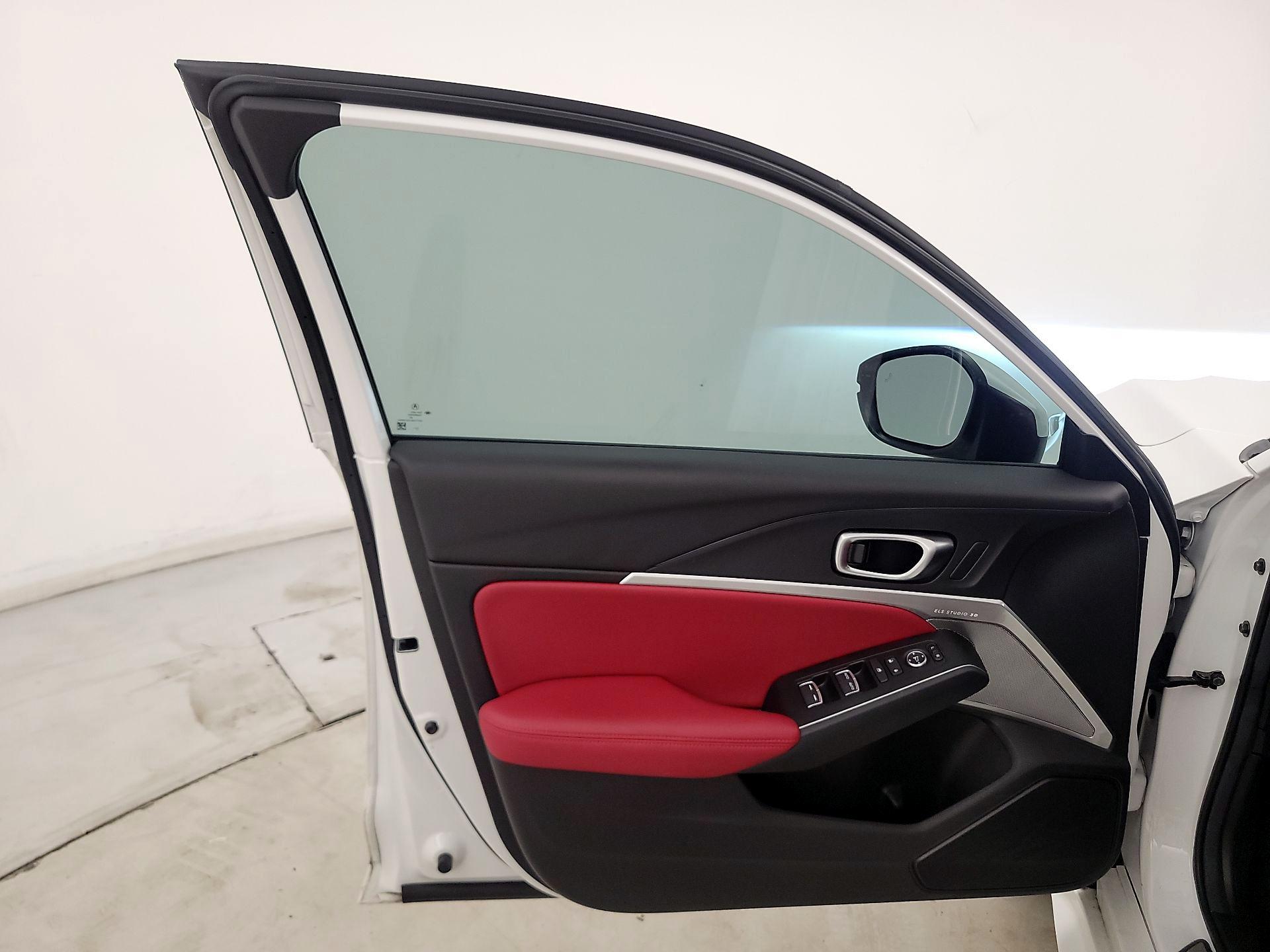 Thumbnail: 2024 Acura Integra - 12