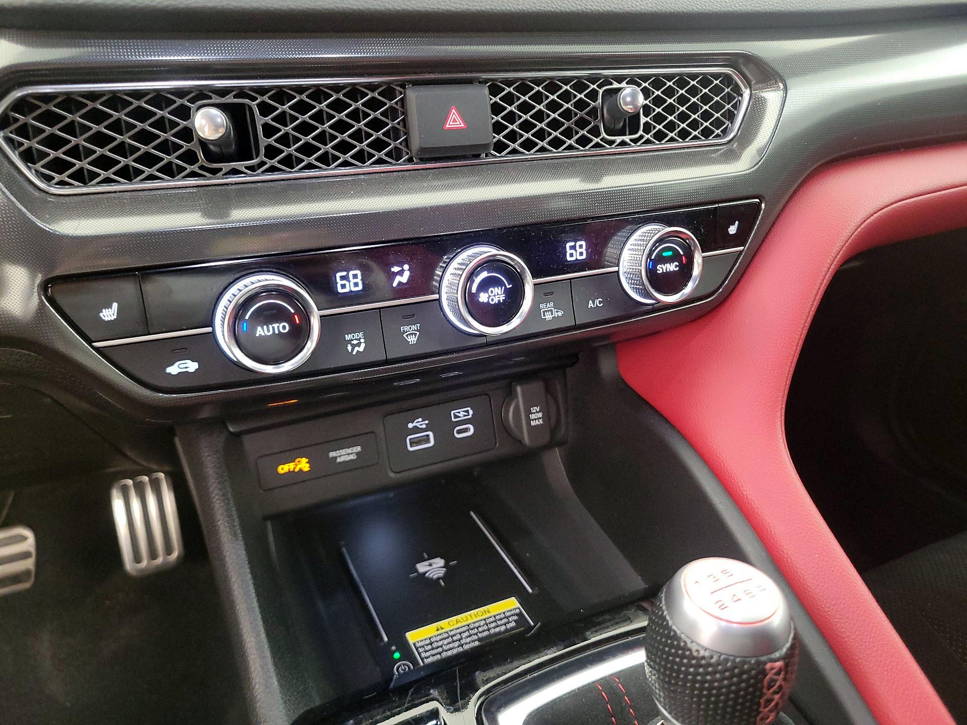 Thumbnail: 2024 Acura Integra - 15